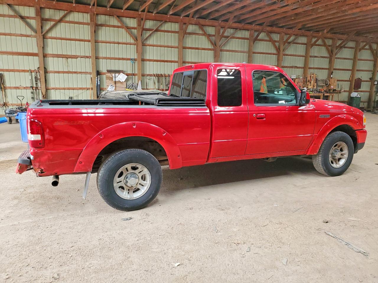2011 Ford Ranger Super Cab Red vin: 1FTKR4EE5BPA72865