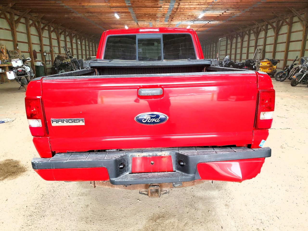 2011 Ford Ranger Super Cab Red vin: 1FTKR4EE5BPA72865