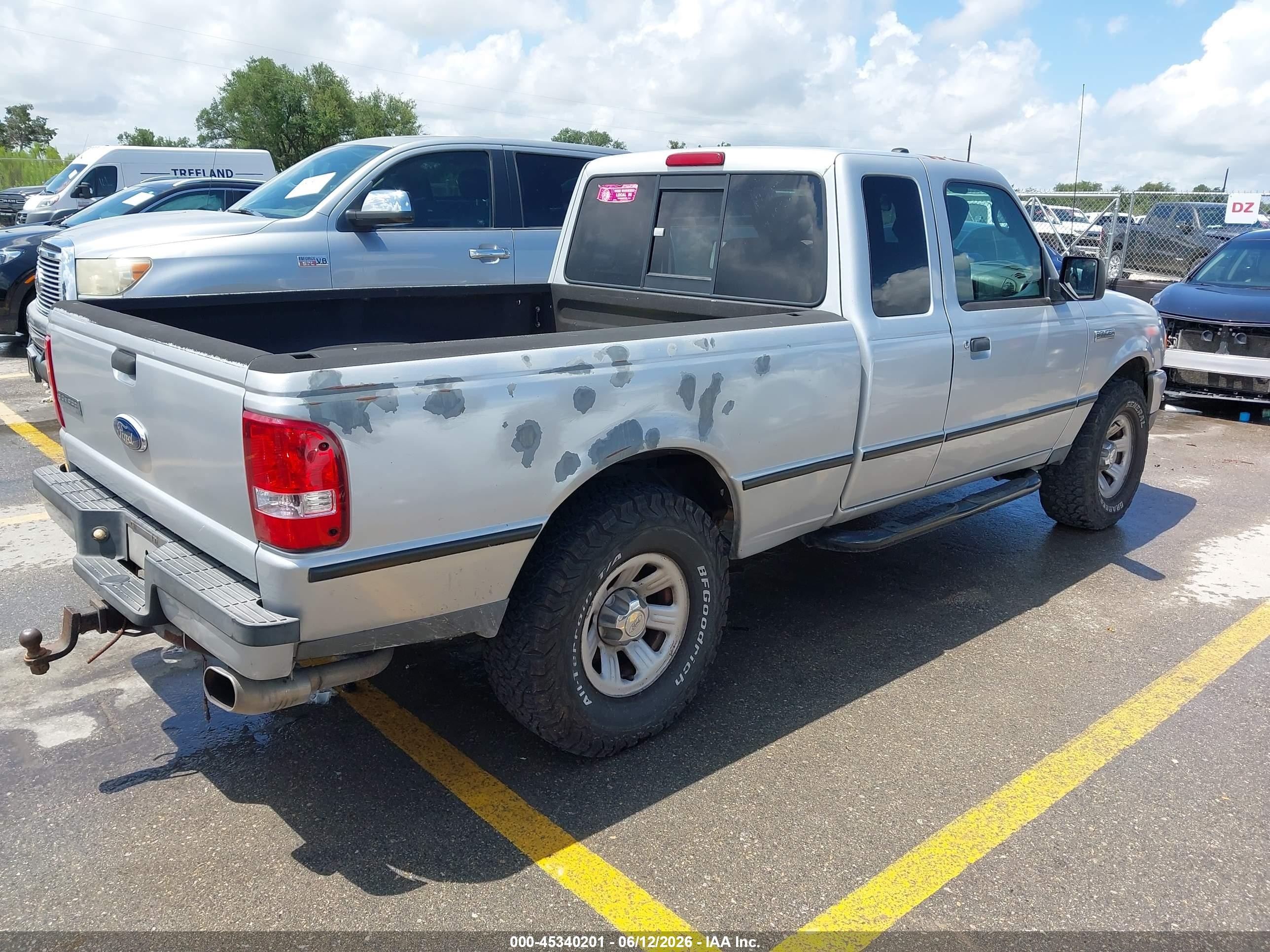 2011 Ford Ranger Xlt Silver vin: 1FTKR4EE5BPA79265