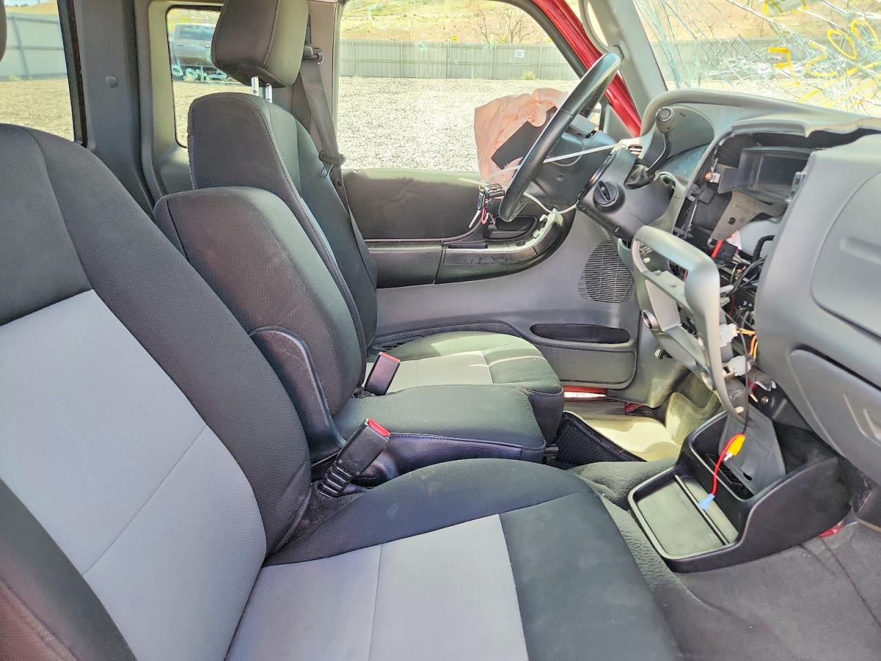 2010 Ford Ranger Super Cab Maroon vin: 1FTKR4EE6APA05299