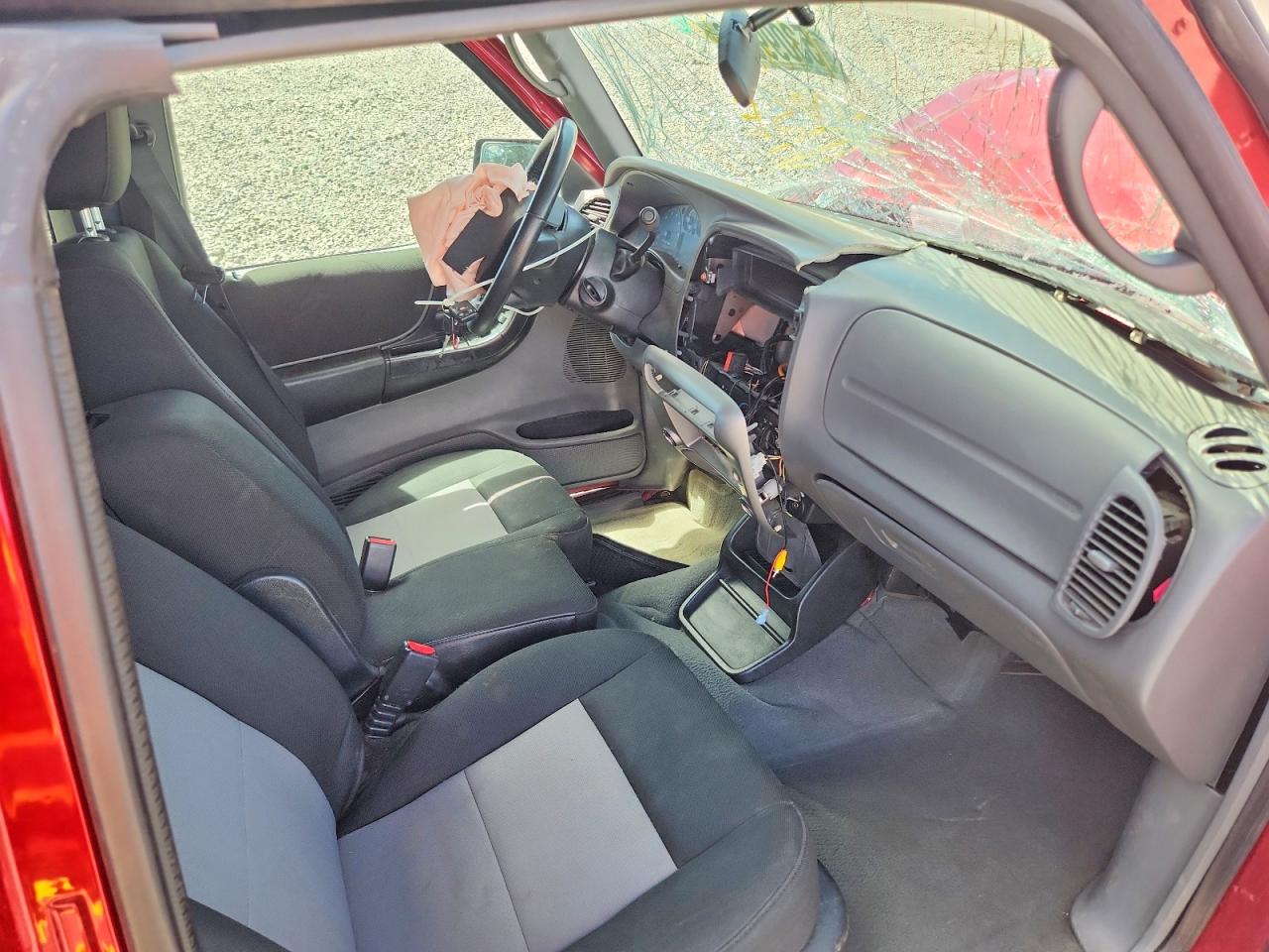 2010 Ford Ranger Super Cab Maroon vin: 1FTKR4EE6APA05299