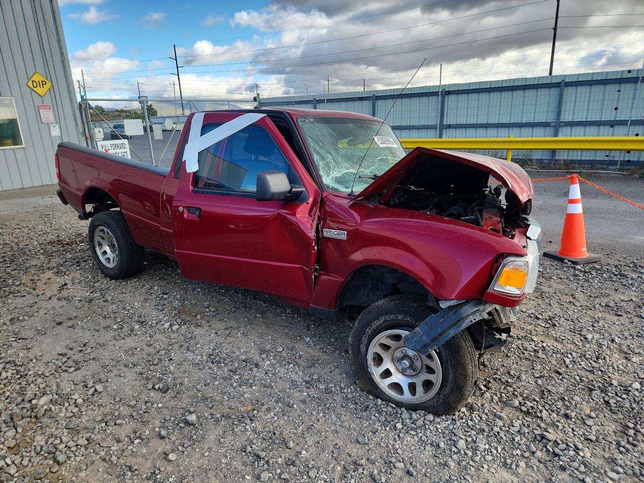 2010 Ford Ranger Super Cab Maroon vin: 1FTKR4EE6APA05299