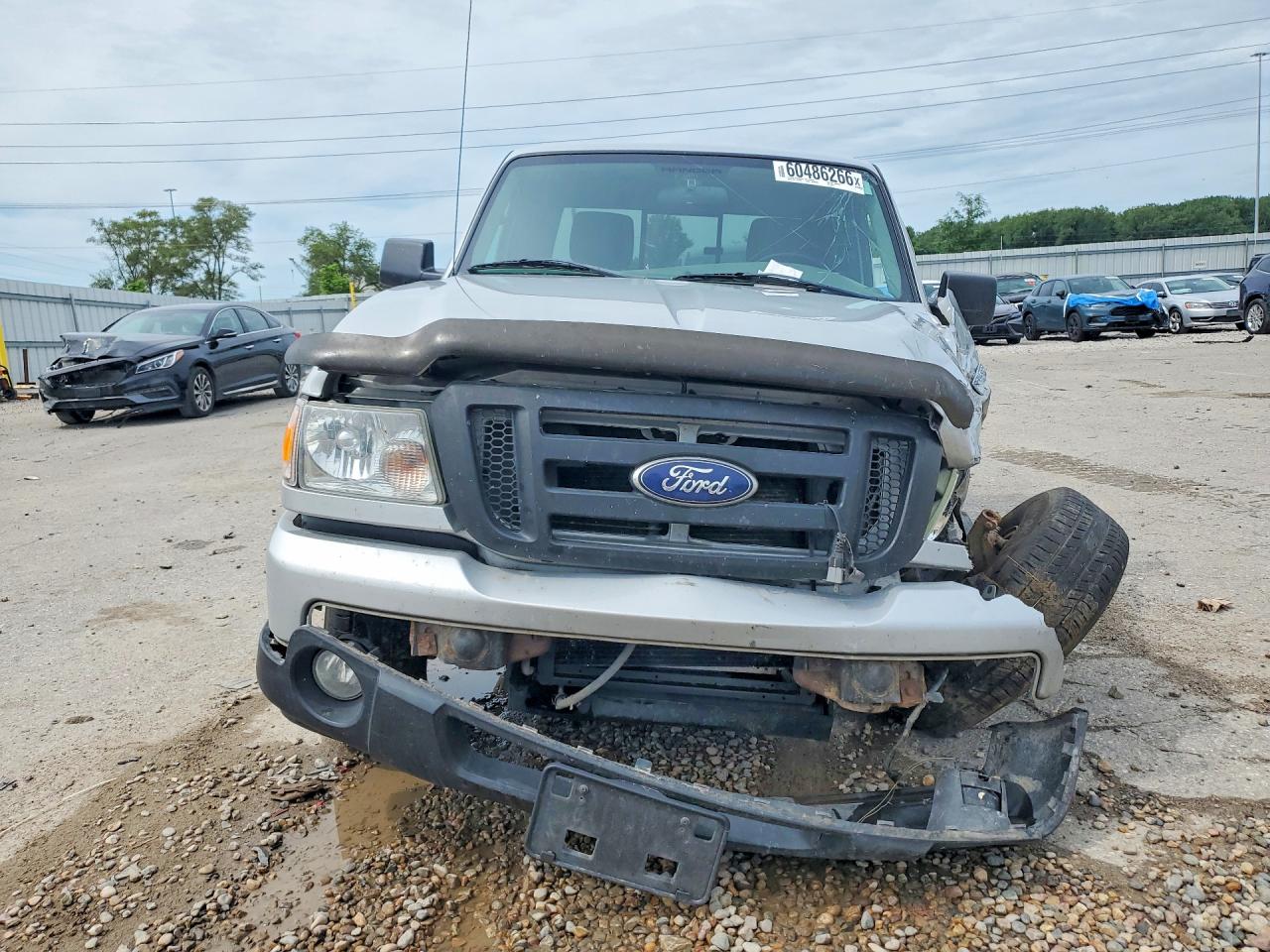 2010 Ford Ranger Super Cab Silver vin: 1FTKR4EE6APA32177