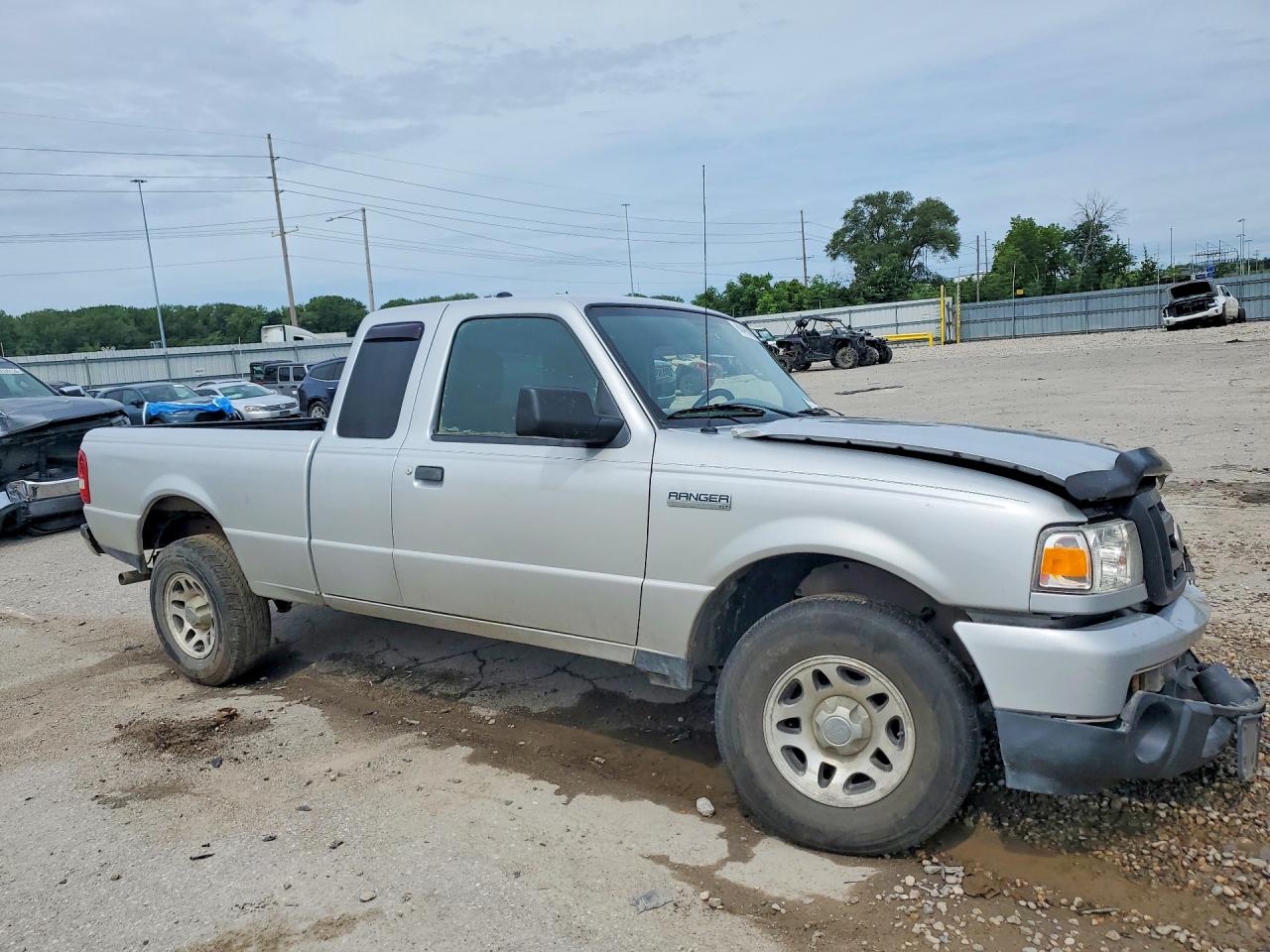 2010 Ford Ranger Super Cab Silver vin: 1FTKR4EE6APA32177