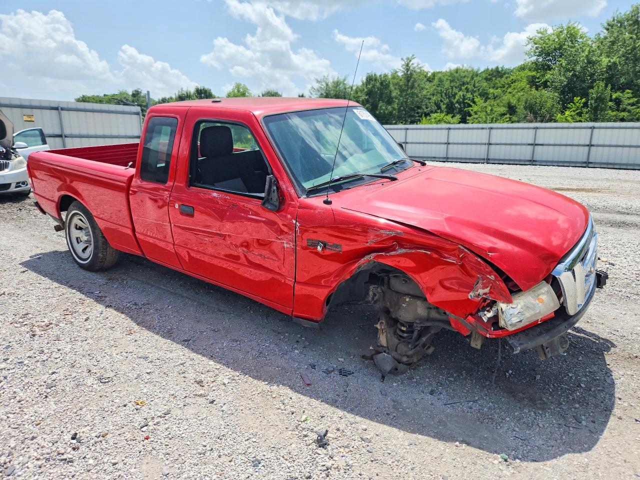 2011 Ford Ranger Super Cab Красный vin: 1FTKR4EE7BPA63181