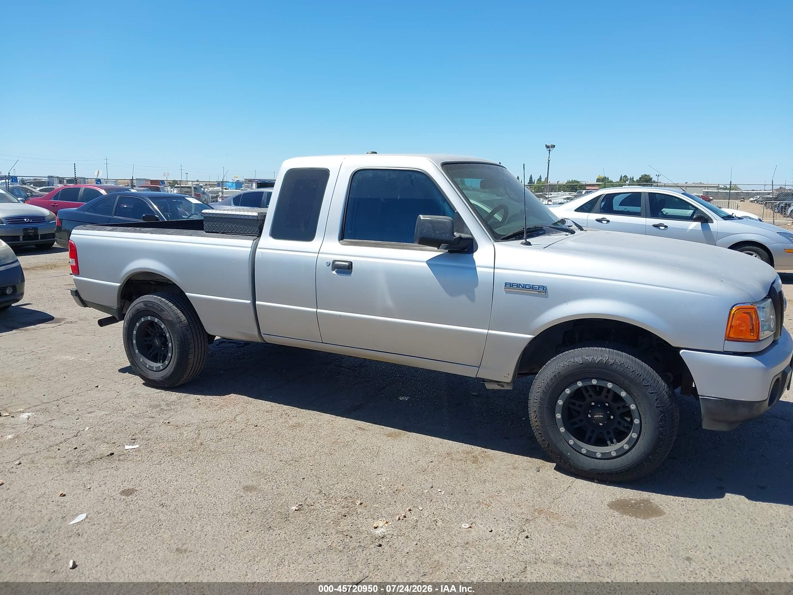 2011 Ford Ranger Xlt Серый vin: 1FTKR4EE7BPA72009