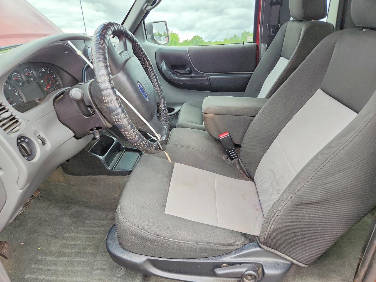 2011 Ford Ranger Super Cab Red vin: 1FTKR4EE7BPB09415