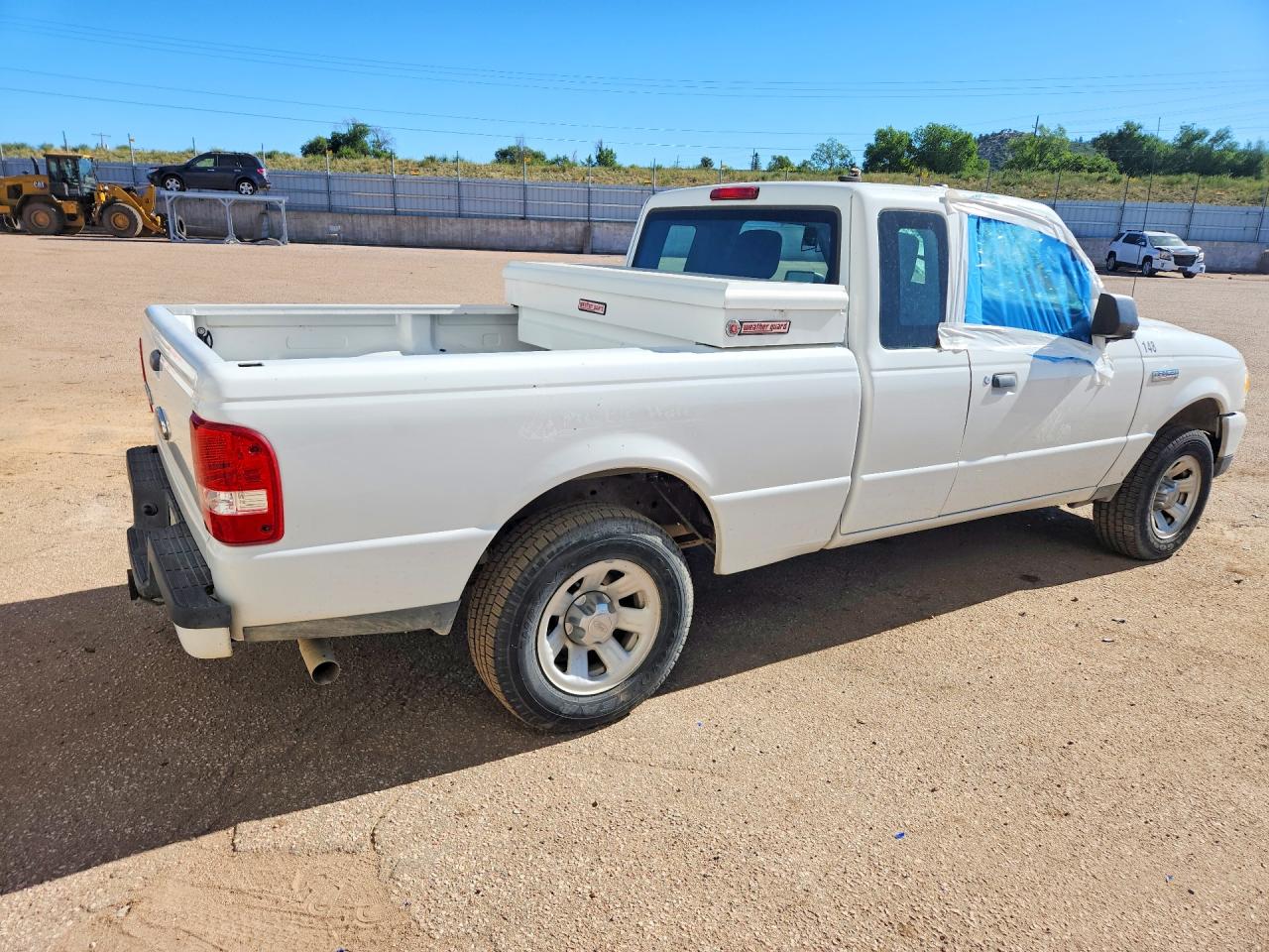 2011 Ford Ranger Super Cab White vin: 1FTKR4EE8BPA74934