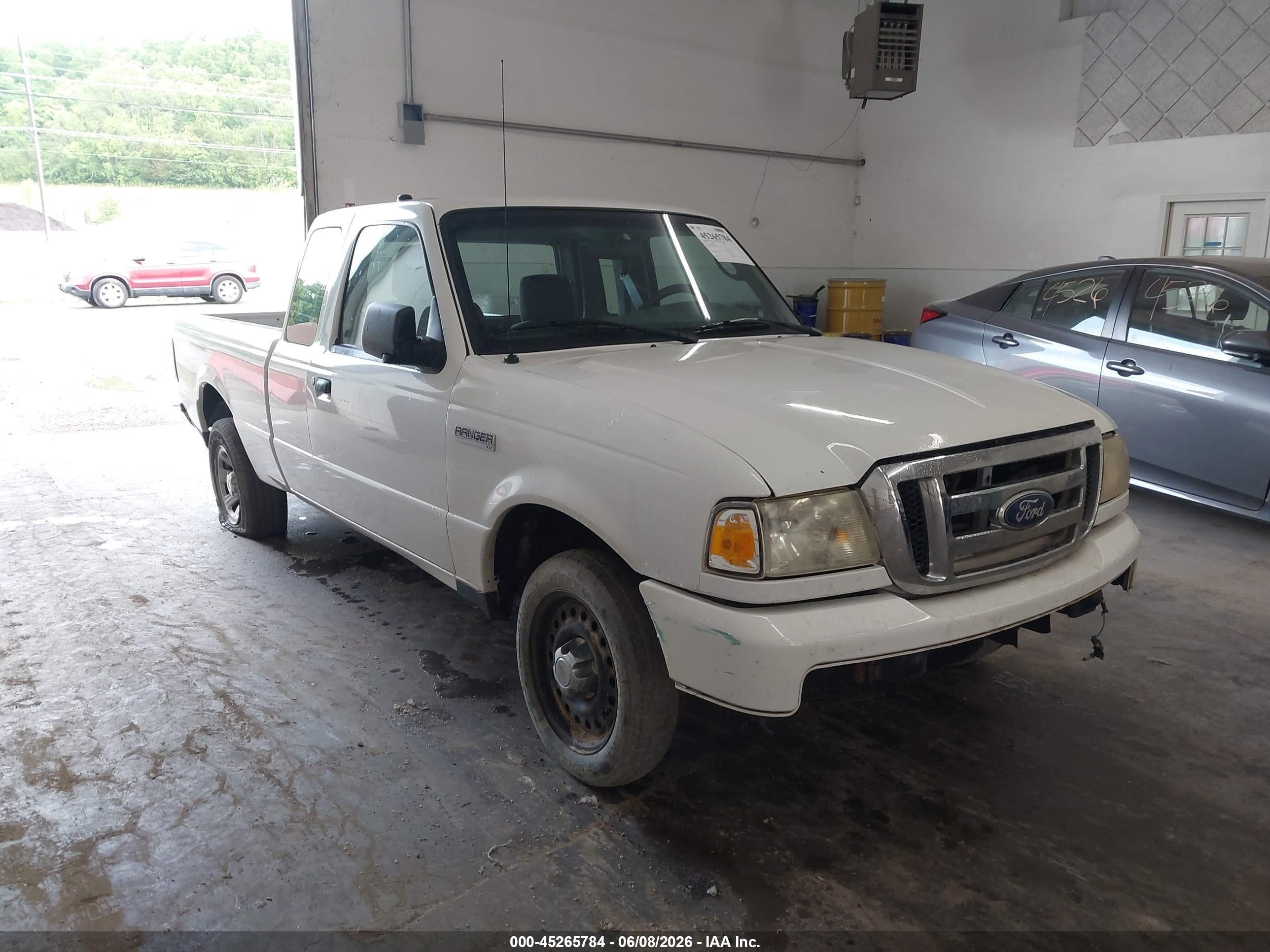 2010 Ford Ranger Sport/xlt White vin: 1FTKR4EEXAPA02616