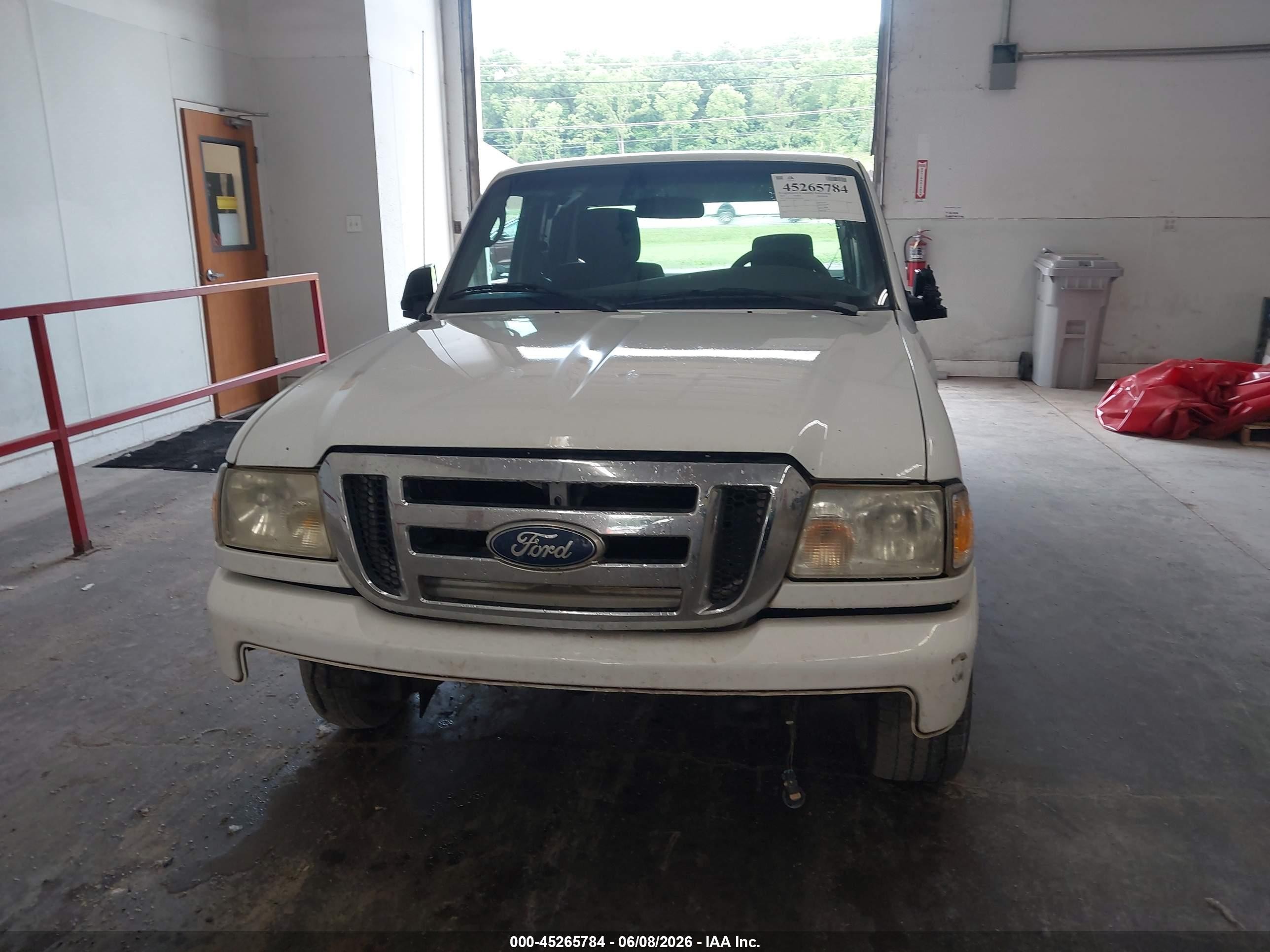 2010 Ford Ranger Sport/xlt White vin: 1FTKR4EEXAPA02616