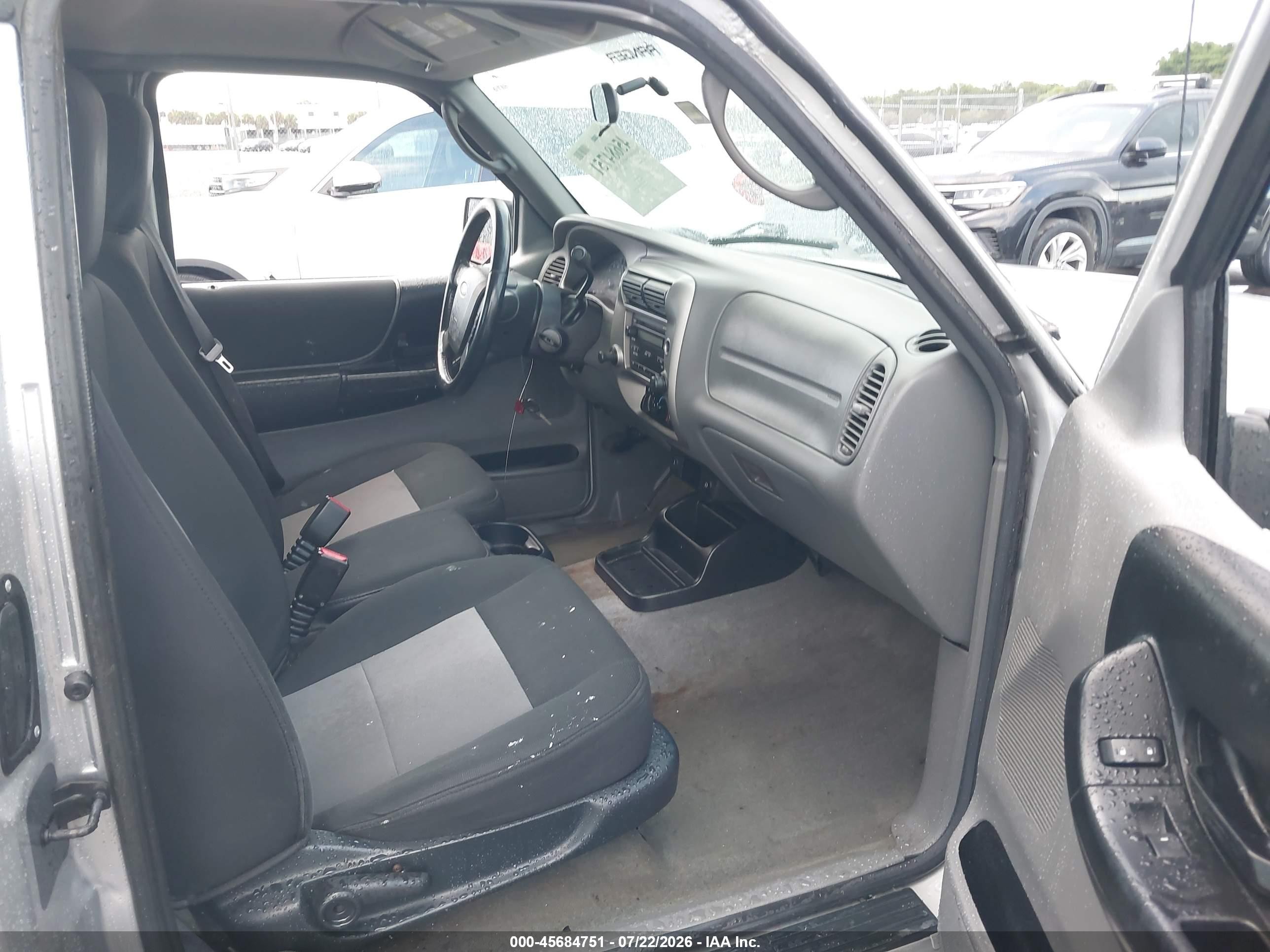 2011 Ford Ranger Xlt Серебряный vin: 1FTKR4EEXBPB08579