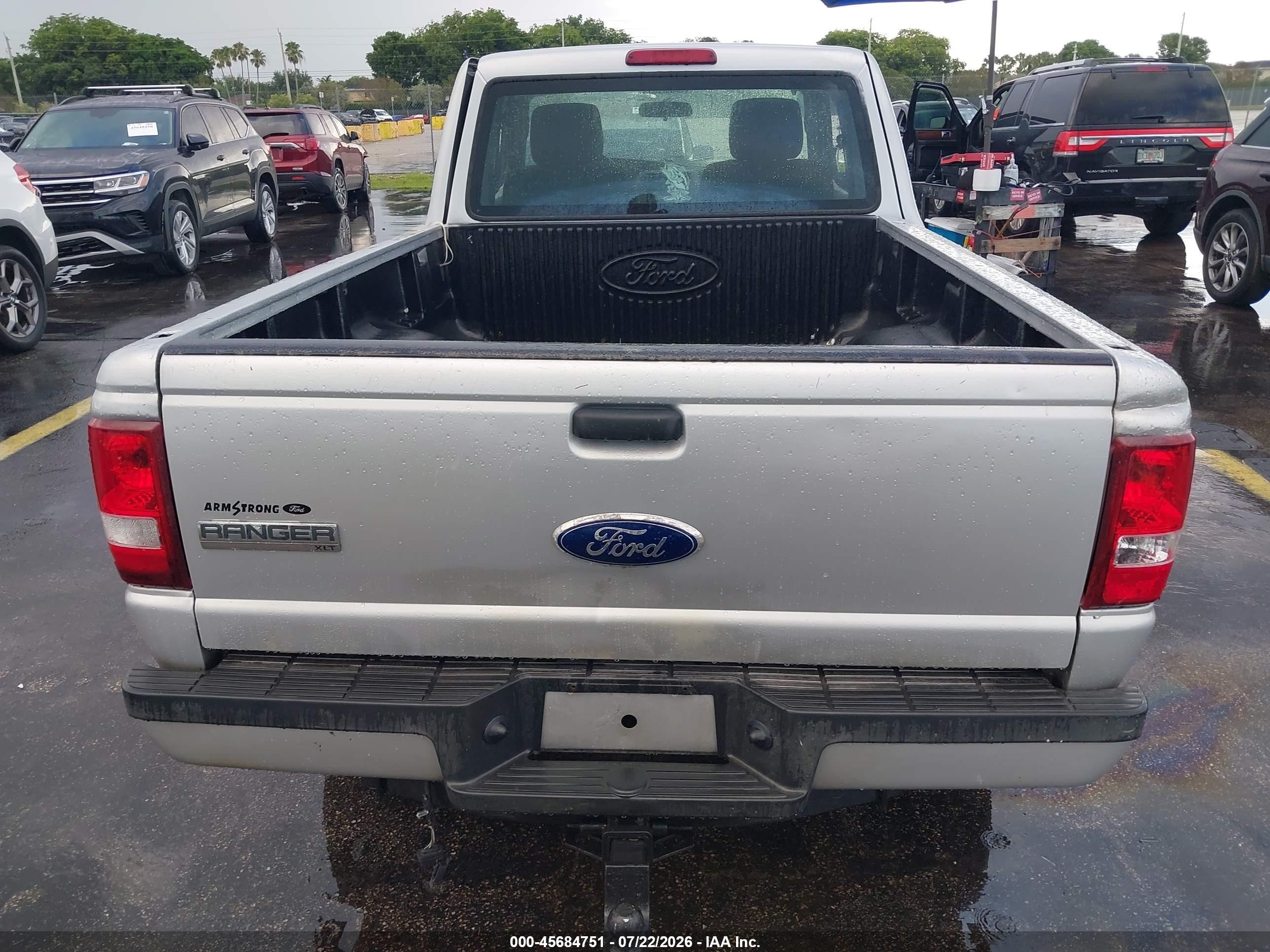 2011 Ford Ranger Xlt Серебряный vin: 1FTKR4EEXBPB08579