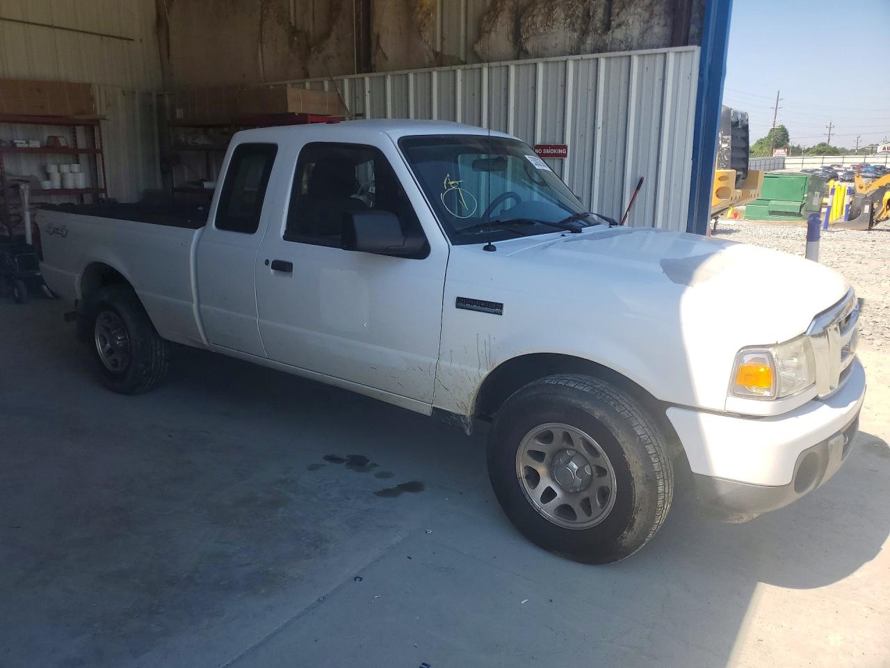 2011 Ford Ranger Super Cab White vin: 1FTKR4FE3BPA07074