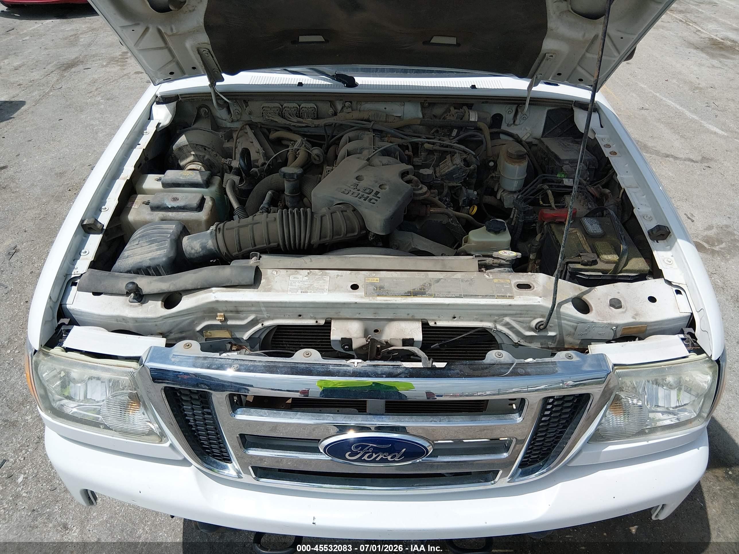 2011 Ford Ranger Super Cab White vin: 1FTKR4FE3BPA55545