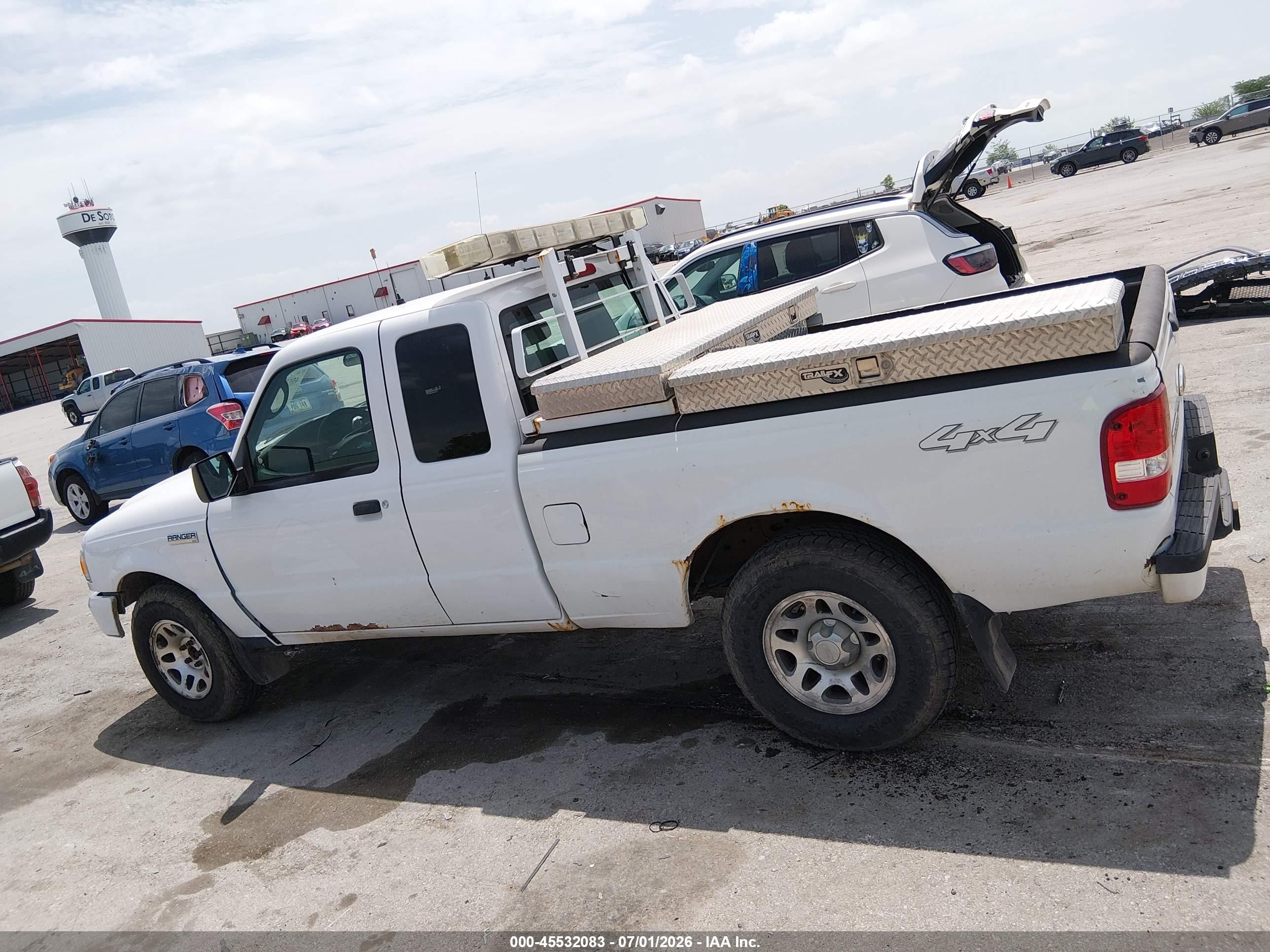 2011 Ford Ranger Super Cab White vin: 1FTKR4FE3BPA55545