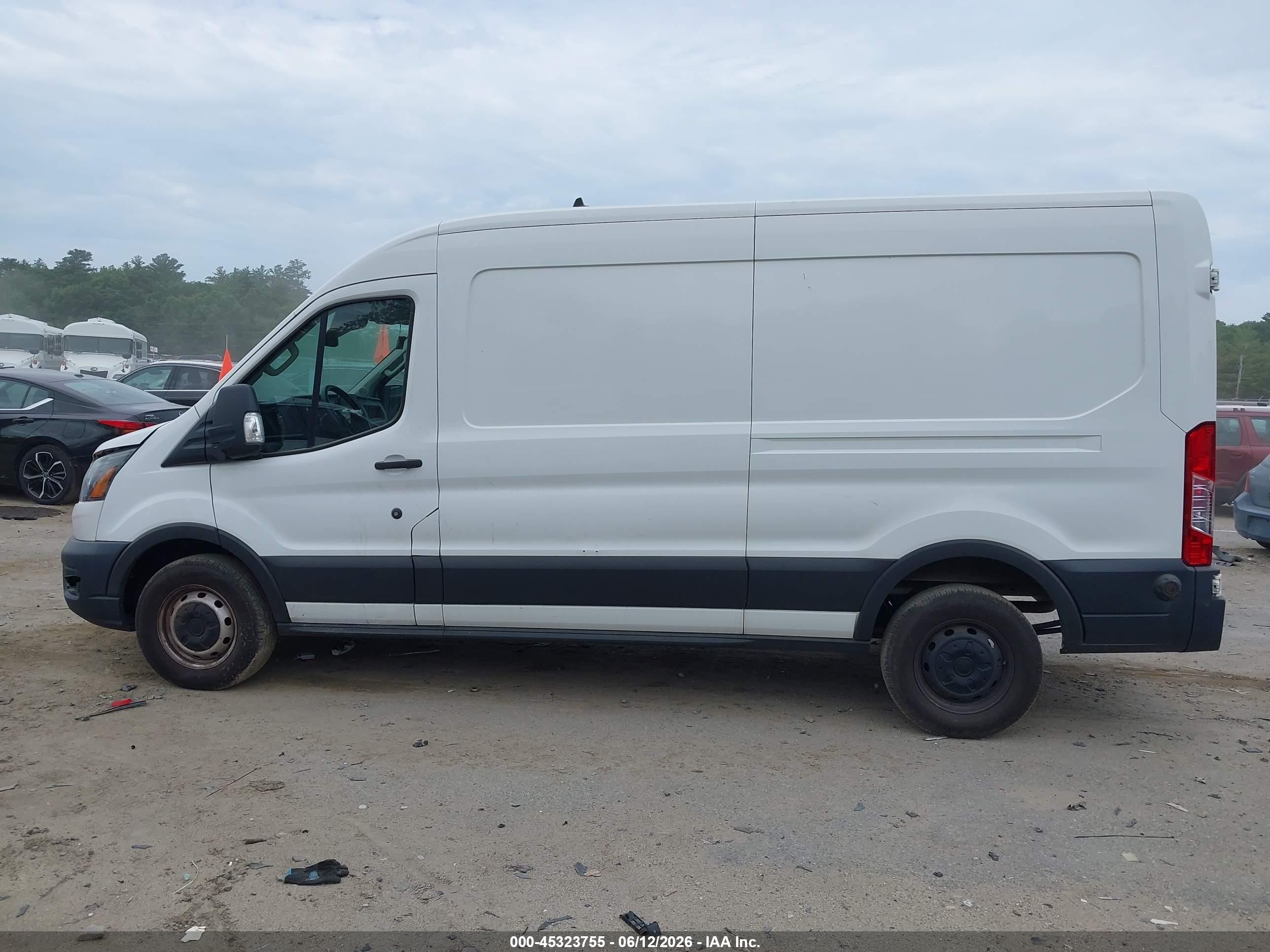 2020 Ford Transit-250   White vin: 1FTLR1C85LKA74050