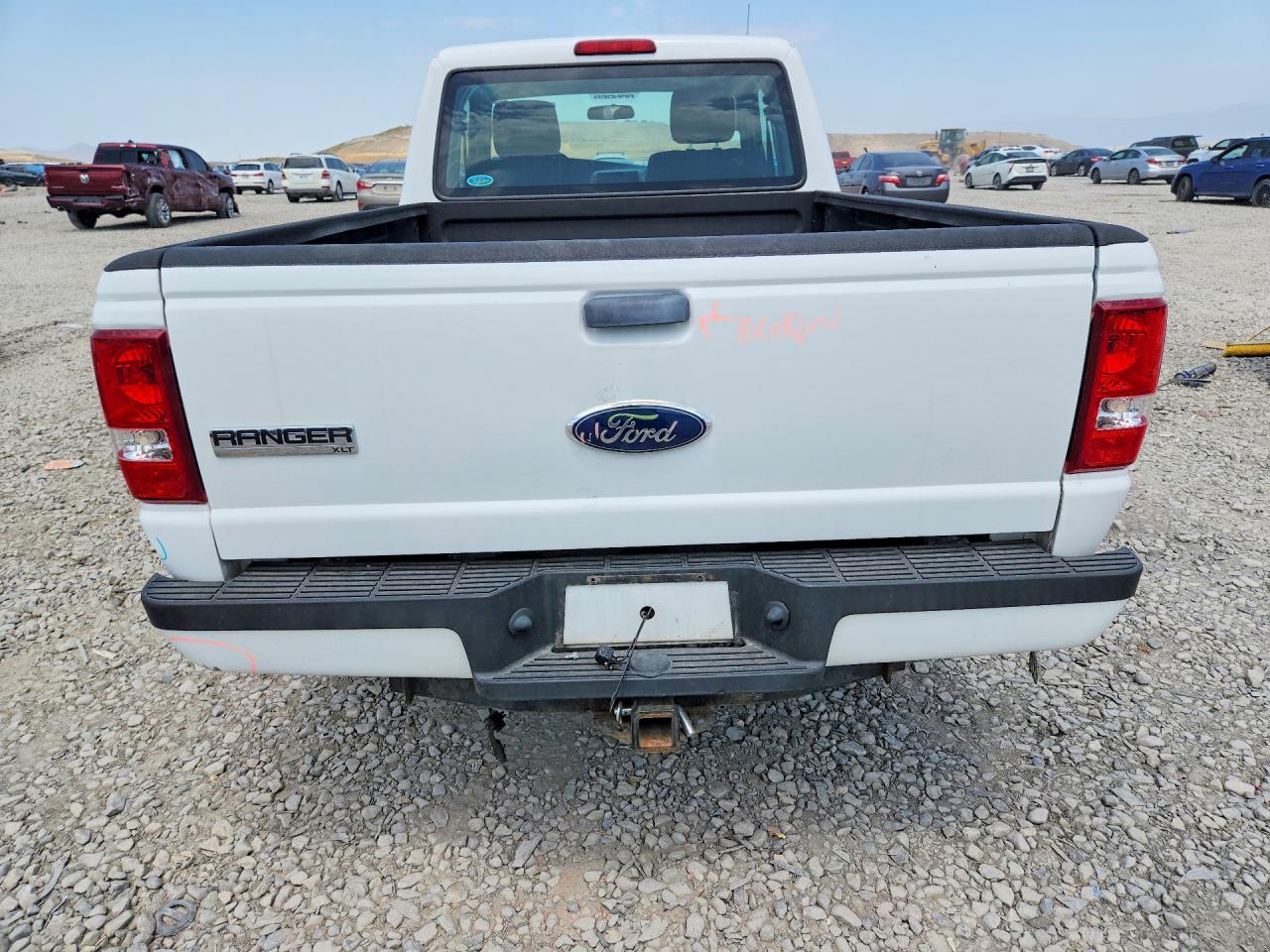 2011 Ford Ranger White vin: 1FTLR1EE1BPA66208