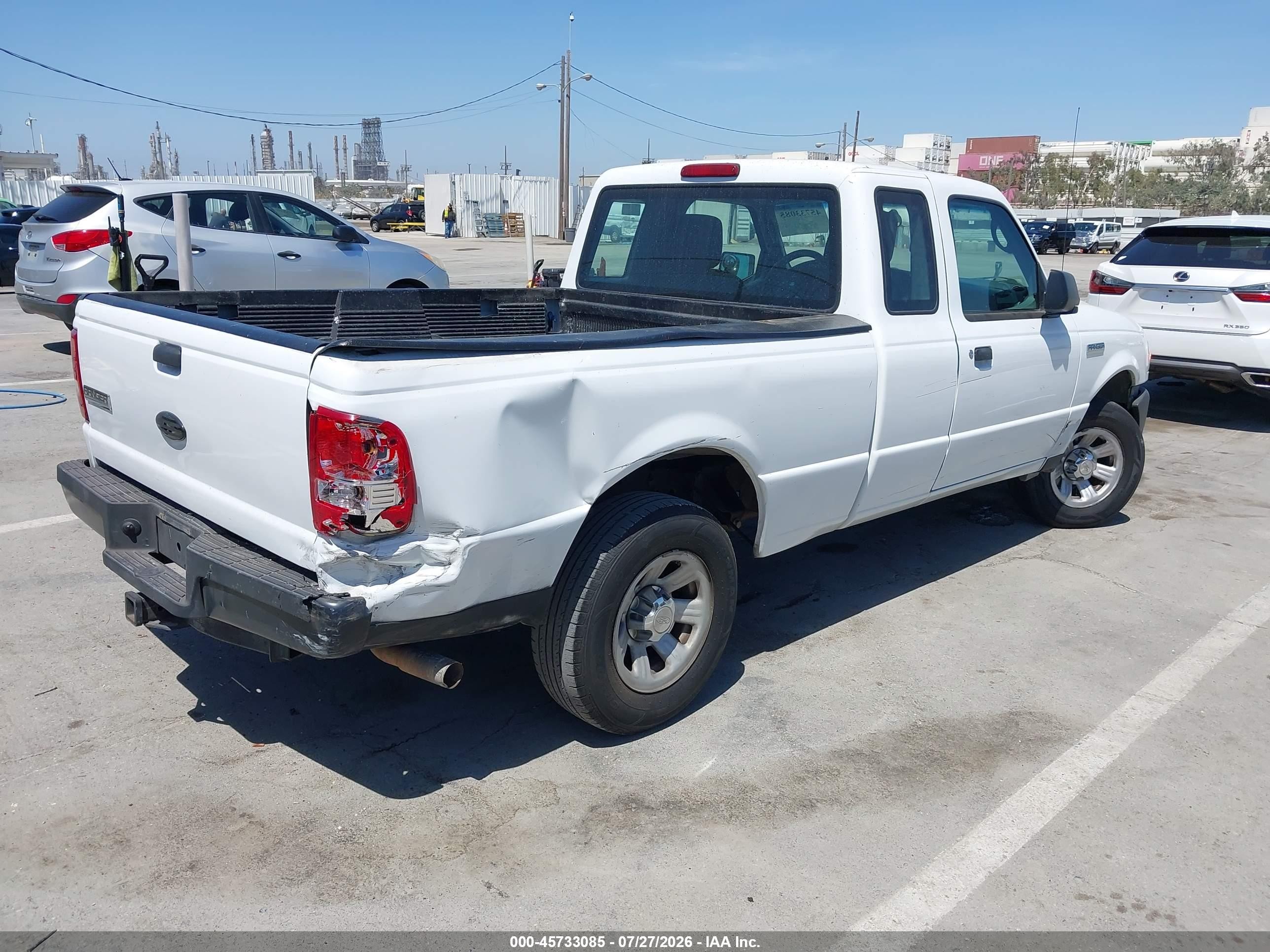 2011 Ford Ranger Xl White vin: 1FTLR1EE6BPB16858