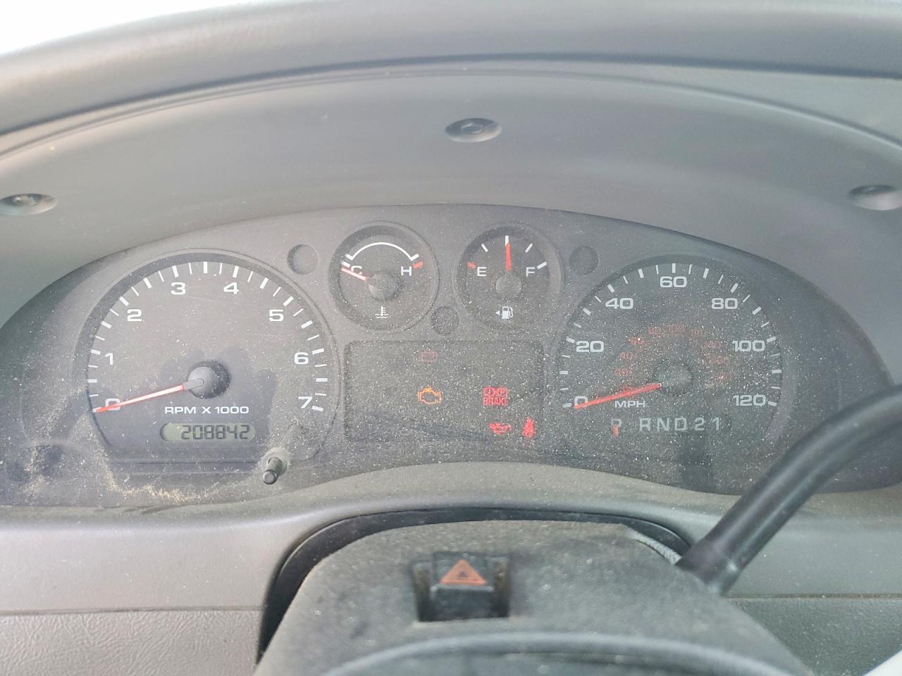 2011 Ford Ranger Super Cab White vin: 1FTLR1FE4BPA26090
