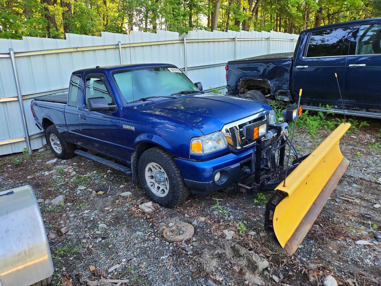 2010 Ford Ranger Super Cab Blue vin: 1FTLR4FE0APA08847