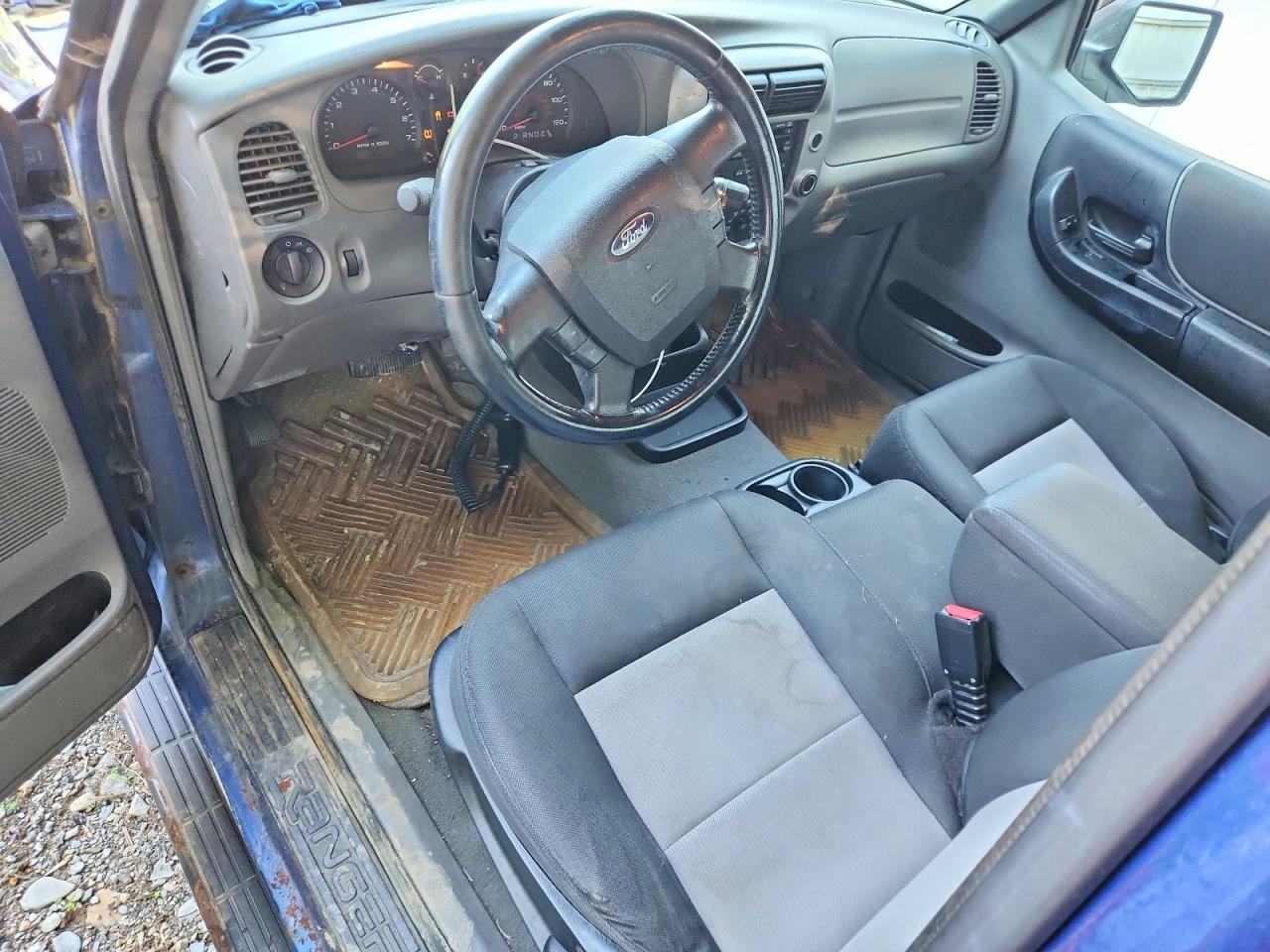 2010 Ford Ranger Super Cab Blue vin: 1FTLR4FE0APA08847