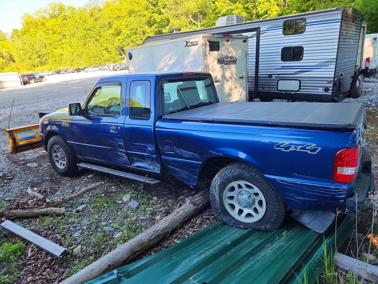 2010 Ford Ranger Super Cab Blue vin: 1FTLR4FE0APA08847