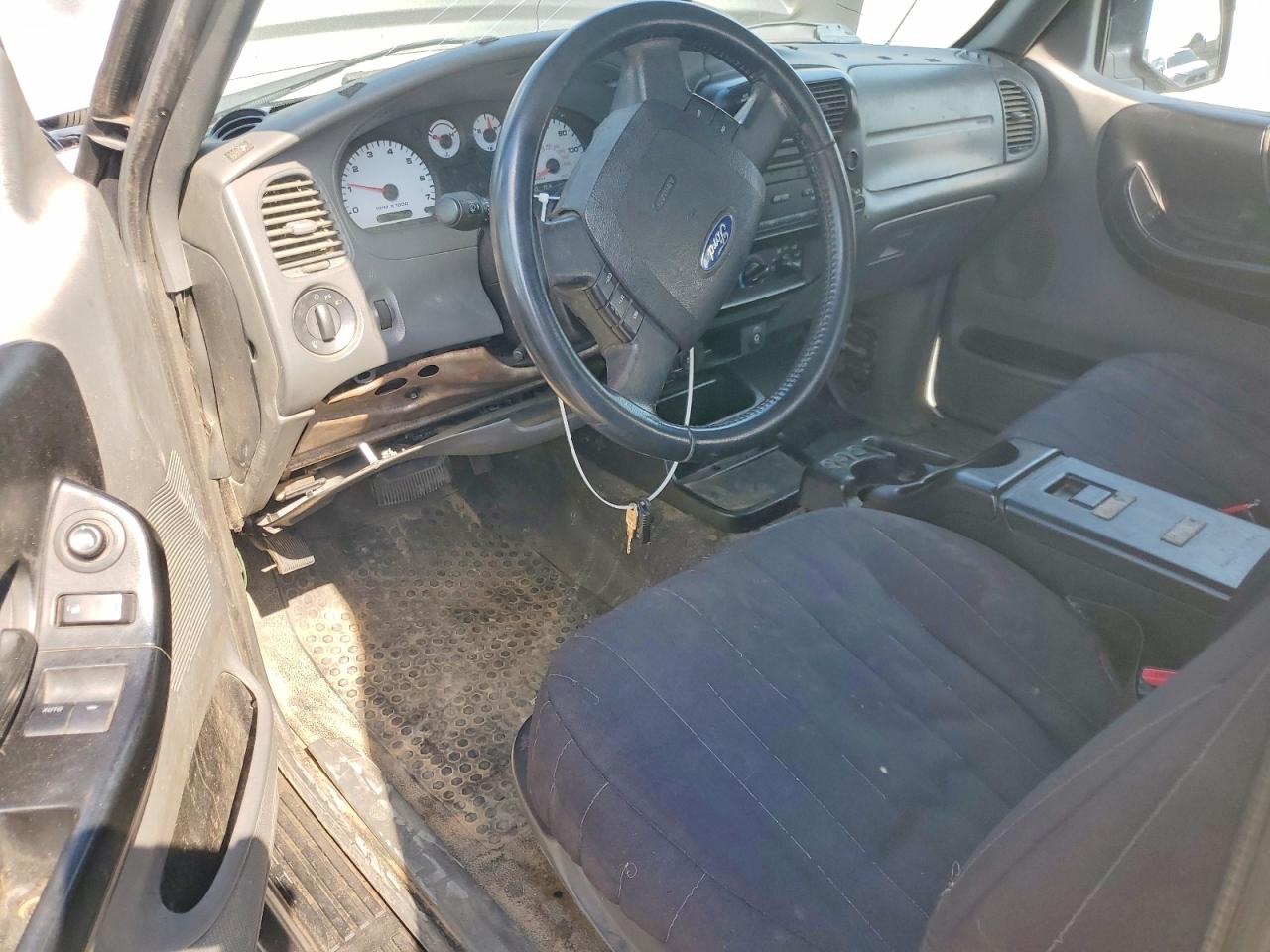 2010 Ford Ranger Super Cab Charcoal vin: 1FTLR4FE0APA71172