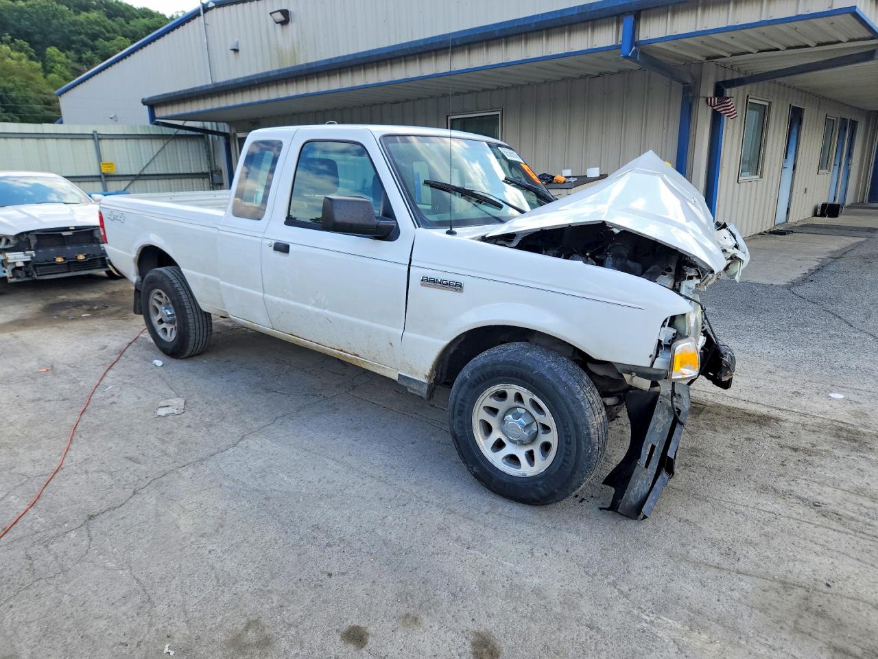 2011 Ford Ranger Super Cab Белый vin: 1FTLR4FE0BPA41963