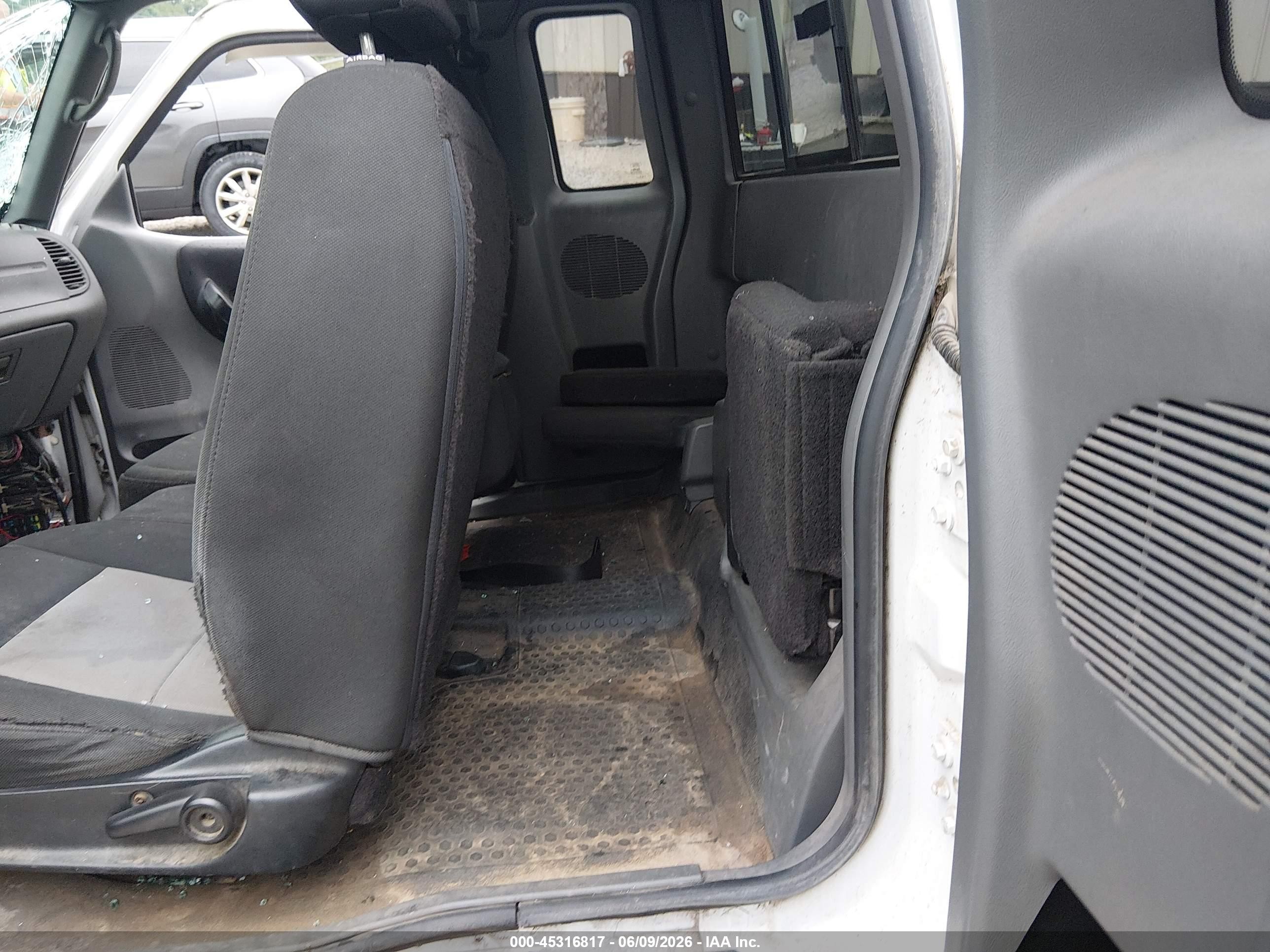 2011 Ford Ranger Sport White vin: 1FTLR4FE0BPA62831