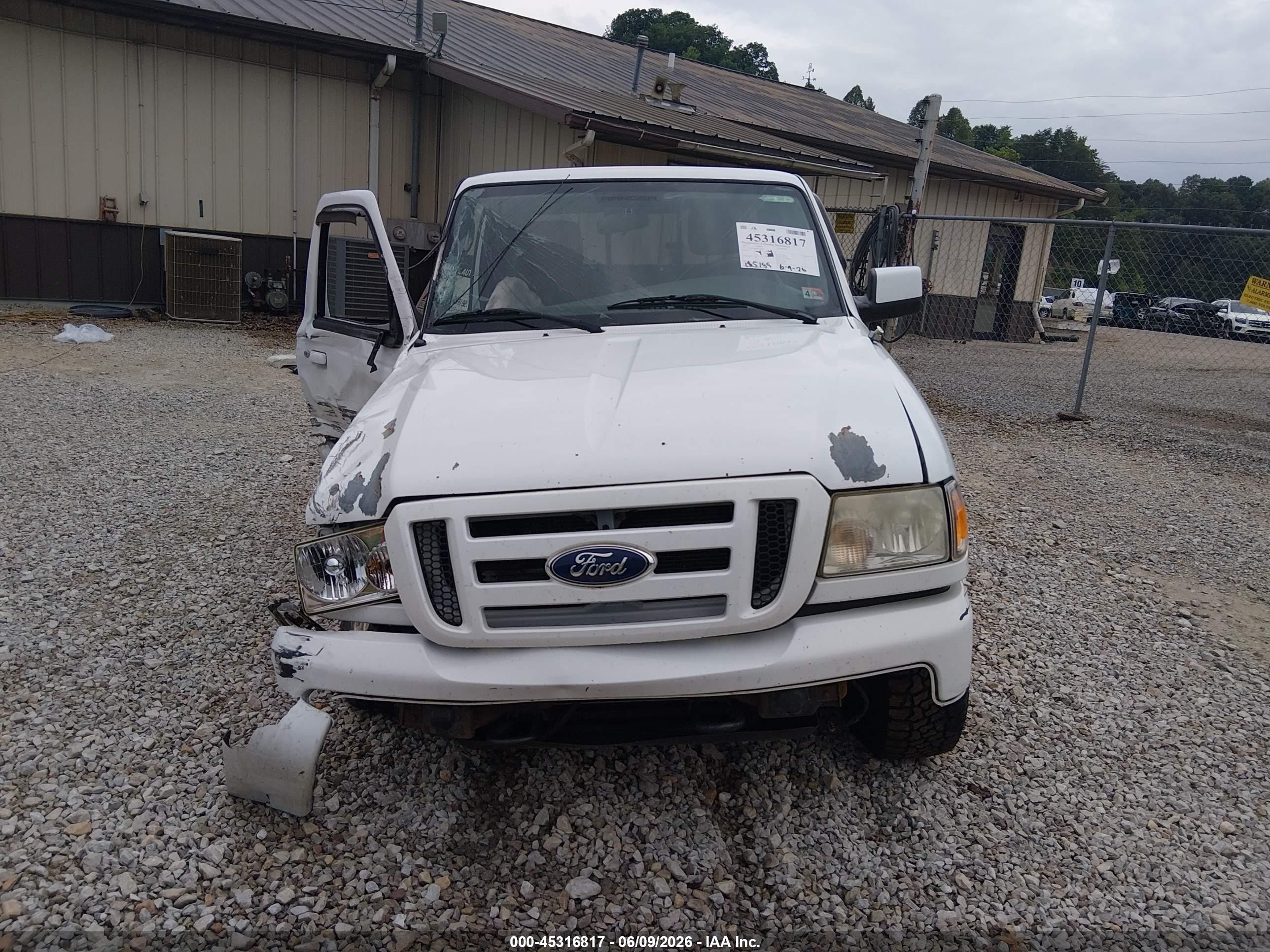 2011 Ford Ranger Sport White vin: 1FTLR4FE0BPA62831