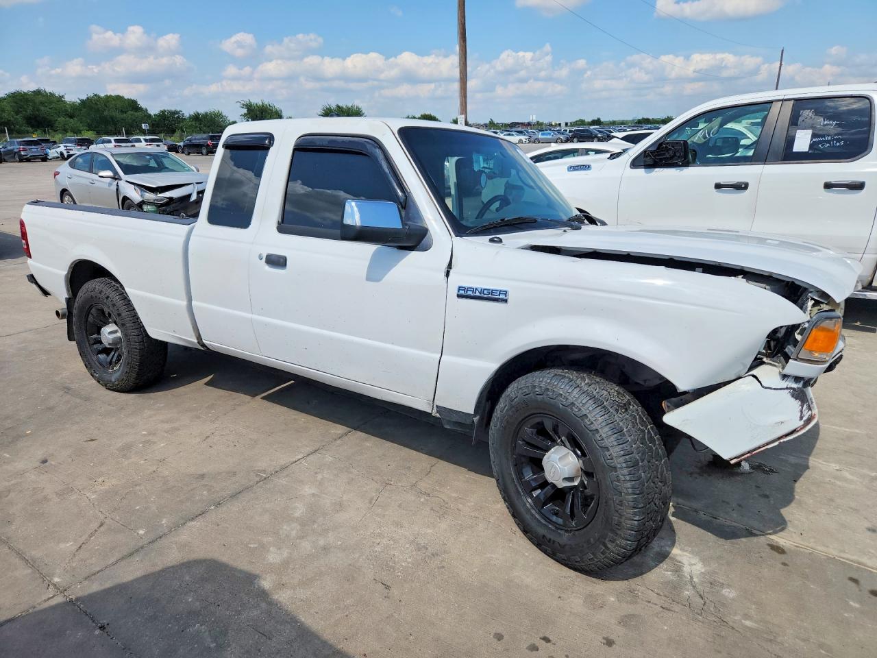 2010 Ford Ranger Super Cab White vin: 1FTLR4FE1APA78809