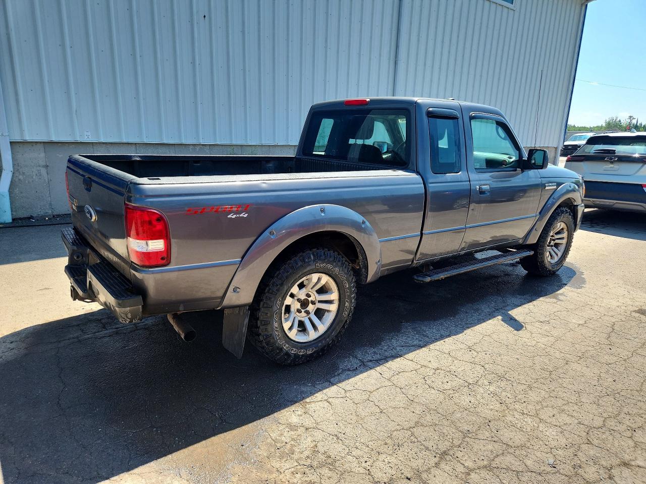 2011 Ford Ranger Super Cab Gray vin: 1FTLR4FE1BPA07496