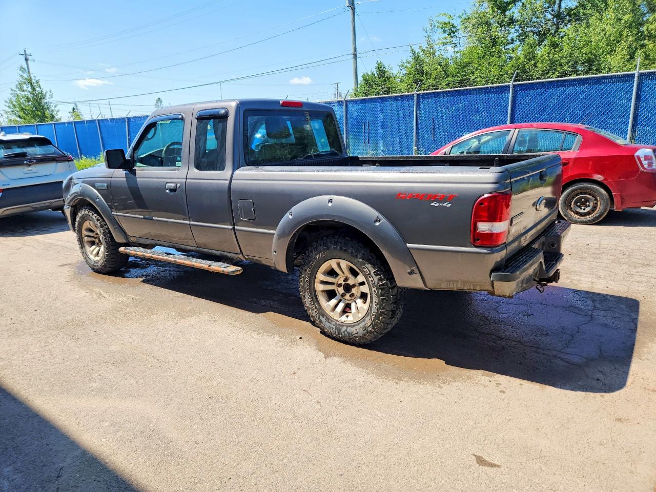 2011 Ford Ranger Super Cab Gray vin: 1FTLR4FE1BPA07496
