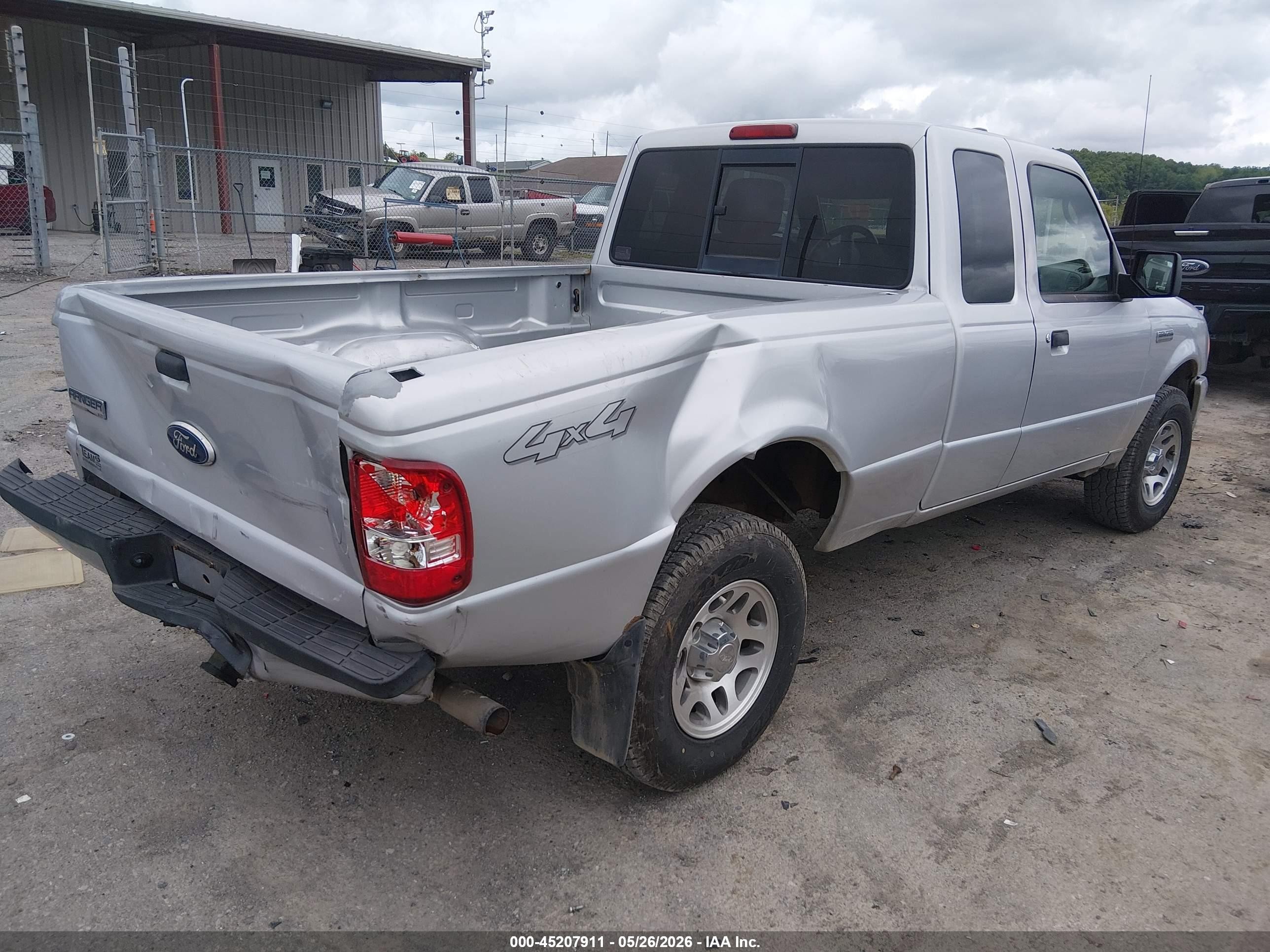 2011 Ford Ranger Xlt Silver vin: 1FTLR4FE1BPA24203
