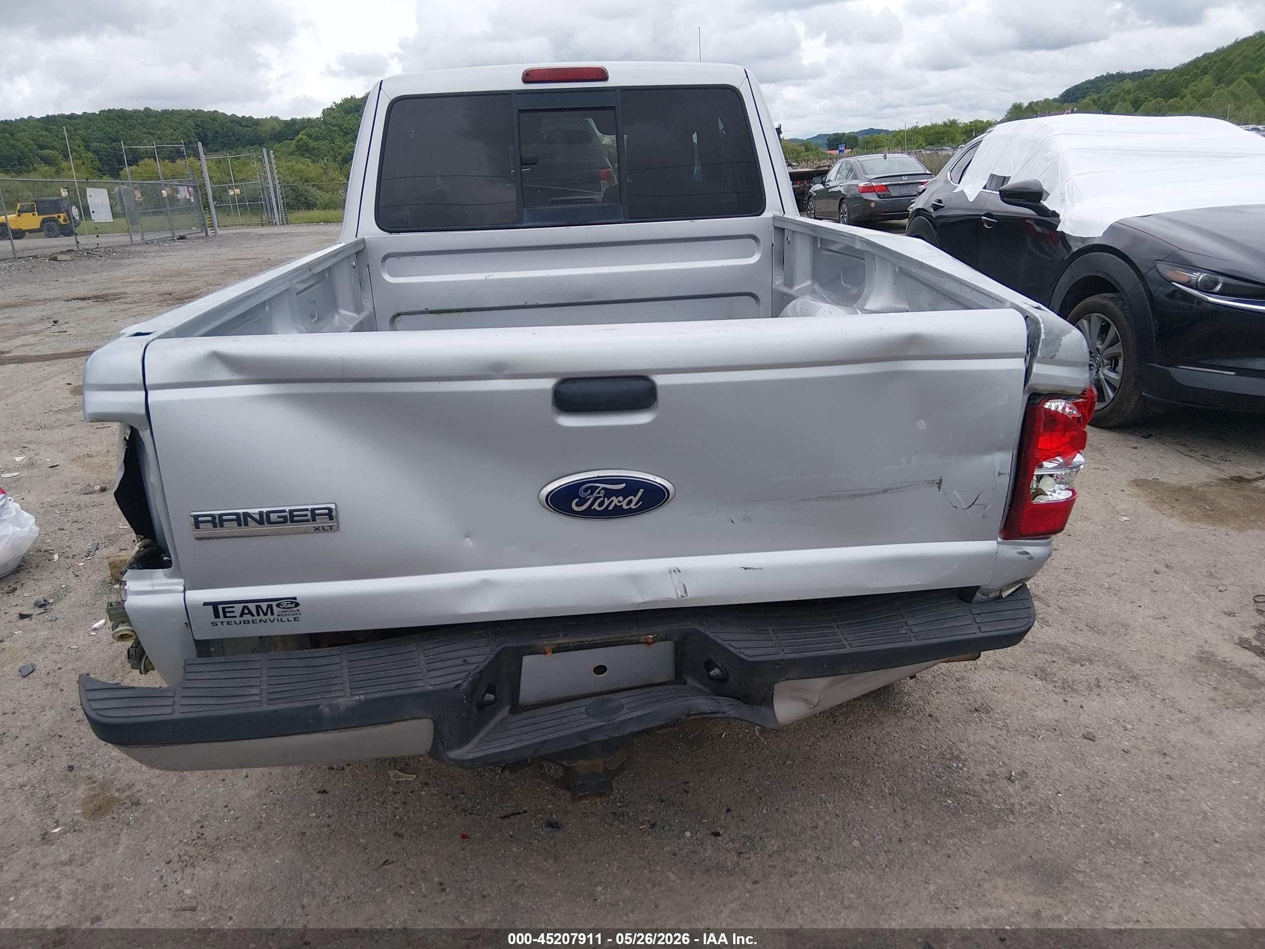 2011 Ford Ranger Xlt Silver vin: 1FTLR4FE1BPA24203