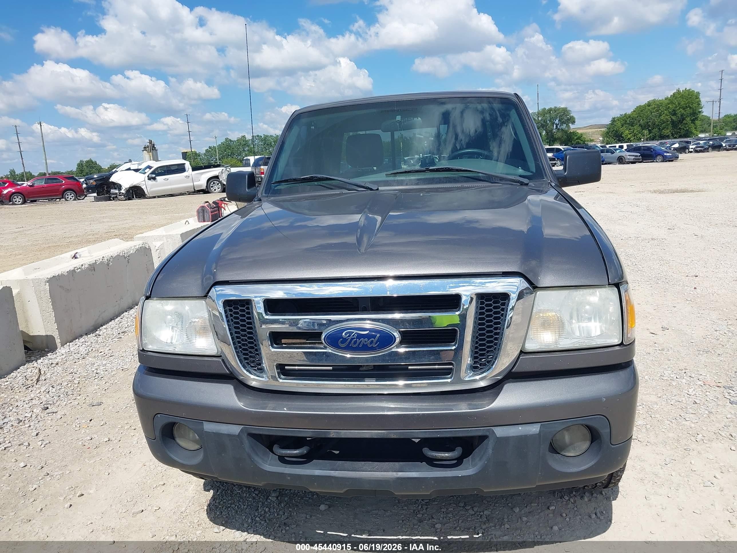 2011 Ford Ranger Xlt Gray vin: 1FTLR4FE1BPA94512