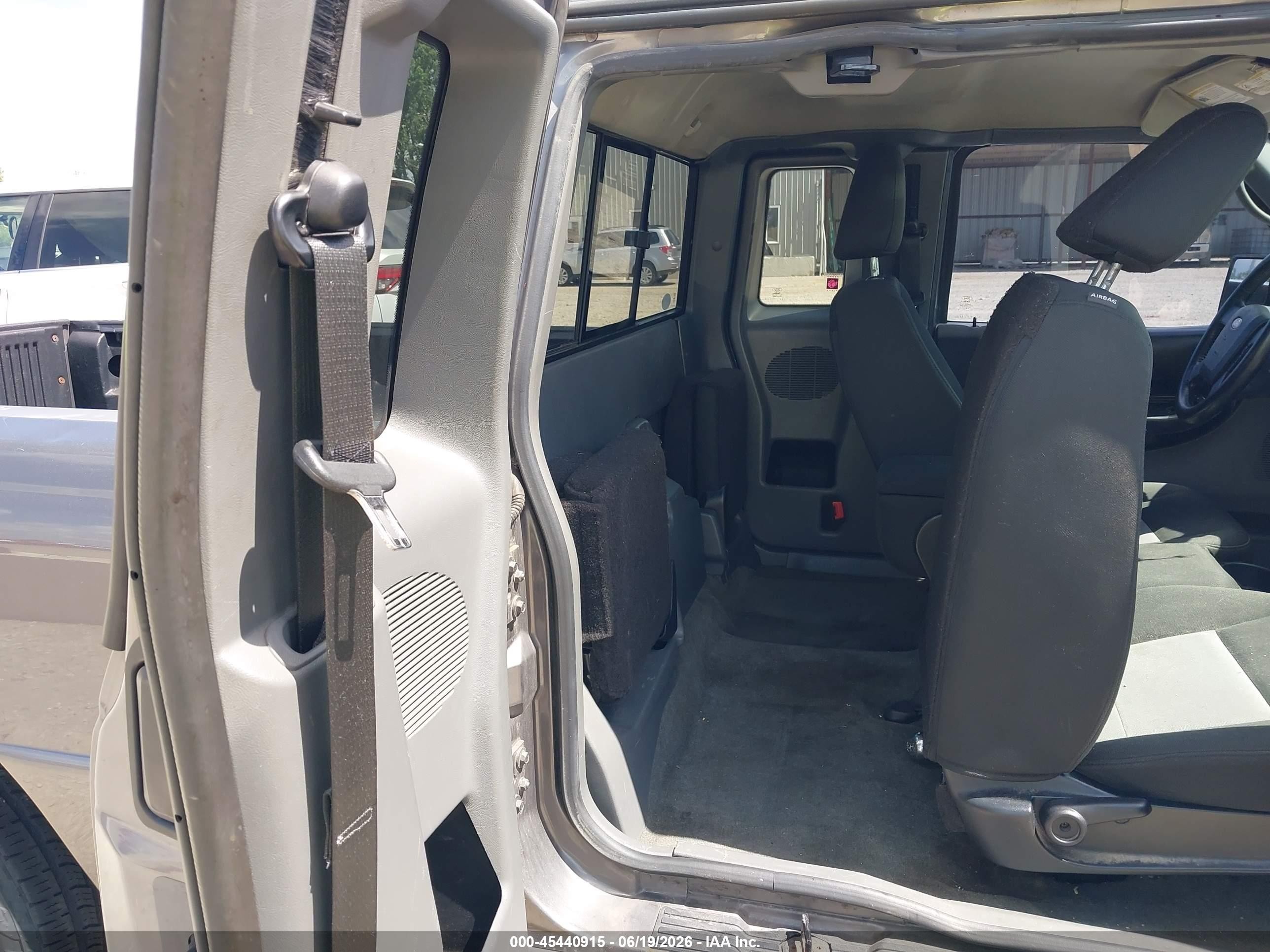 2011 Ford Ranger Xlt Gray vin: 1FTLR4FE1BPA94512