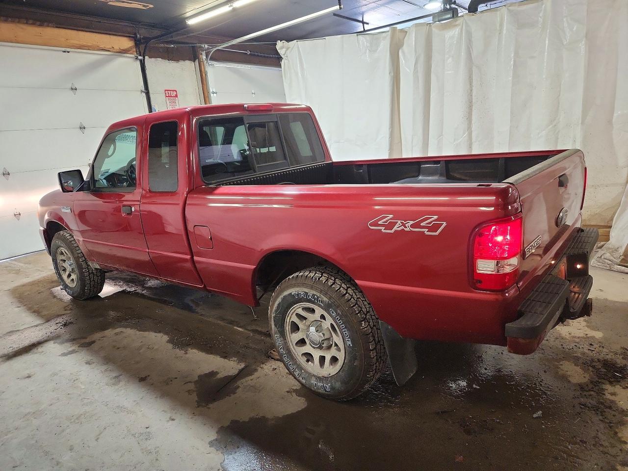 2011 Ford Ranger Super Cab Maroon vin: 1FTLR4FE1BPB19974