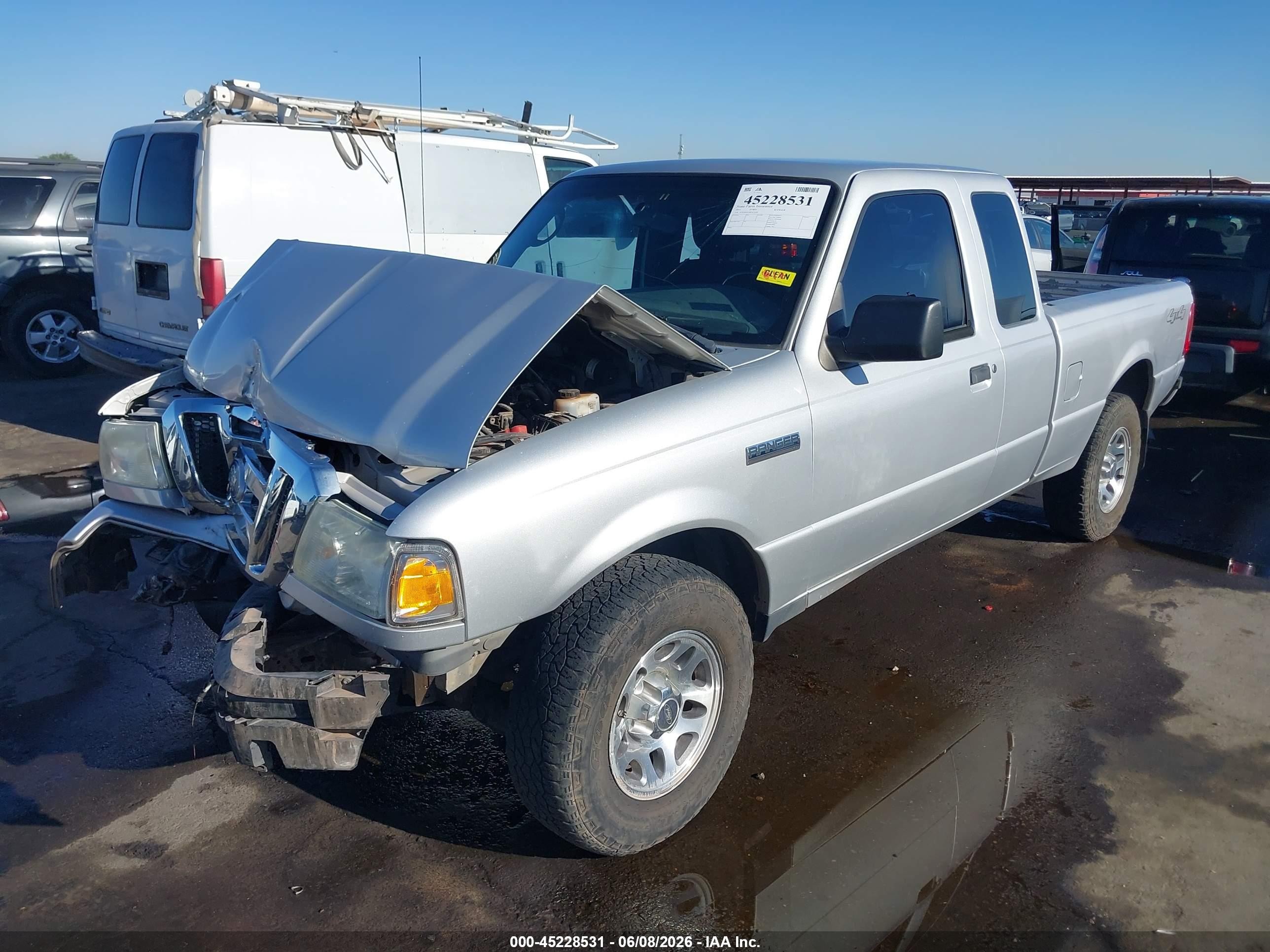 2011 Ford Ranger Xlt Серебряный vin: 1FTLR4FE2BPA37249