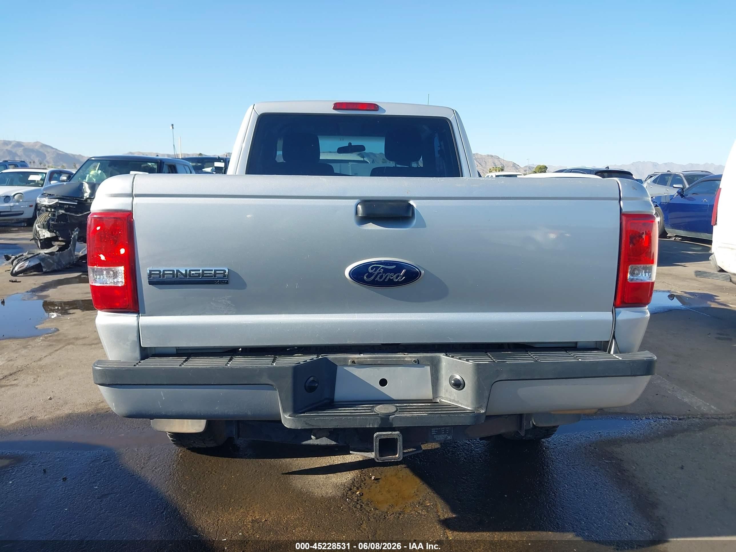 2011 Ford Ranger Xlt Серебряный vin: 1FTLR4FE2BPA37249