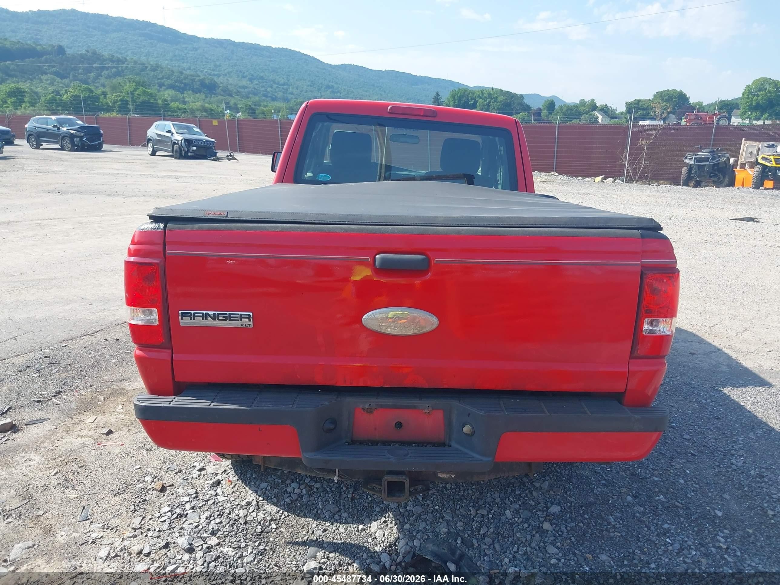 2011 Ford Ranger Sport/xlt Red vin: 1FTLR4FE2BPB14153