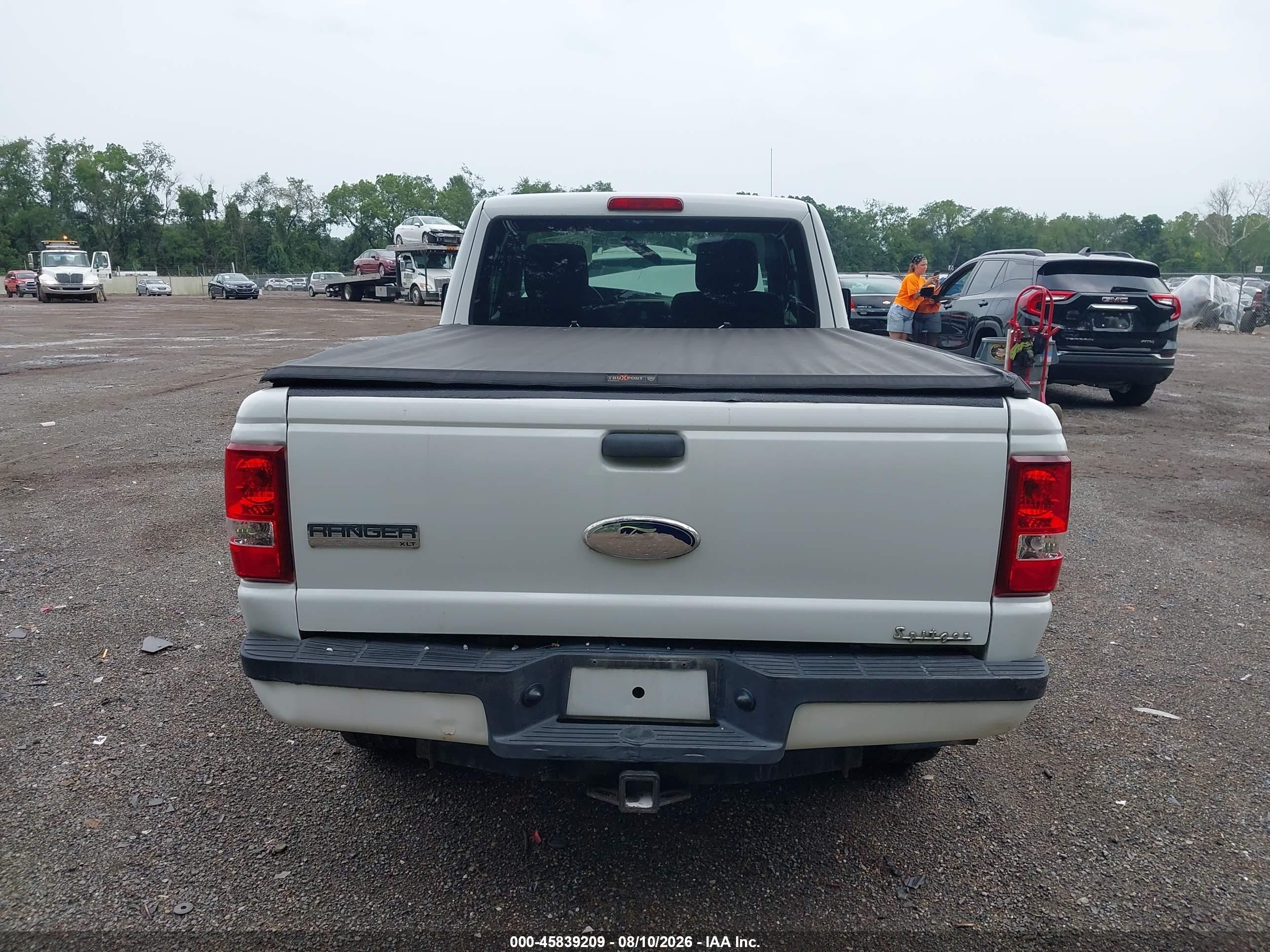 2011 Ford Ranger Xlt White vin: 1FTLR4FE2BPB14475
