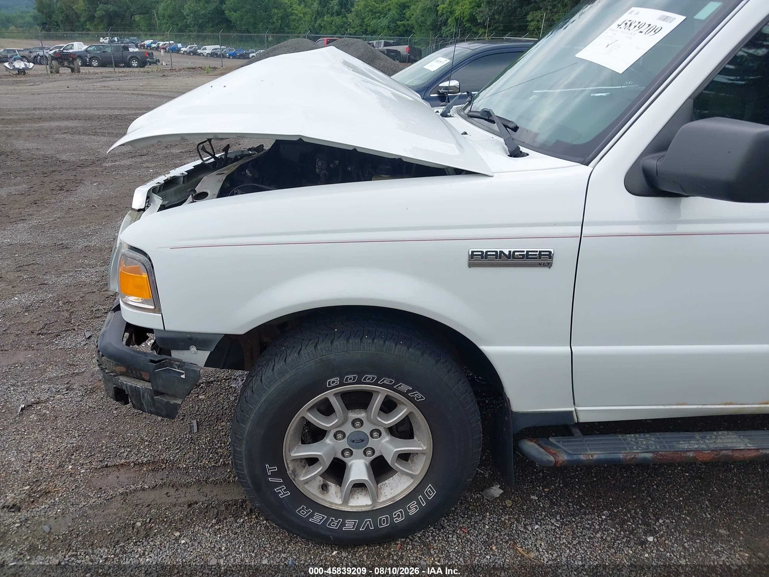 2011 Ford Ranger Xlt White vin: 1FTLR4FE2BPB14475