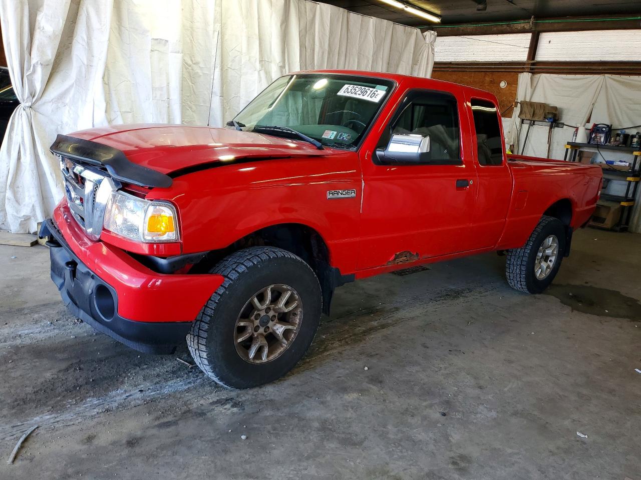 2011 Ford Ranger Super Cab Red vin: 1FTLR4FE2BPB19918