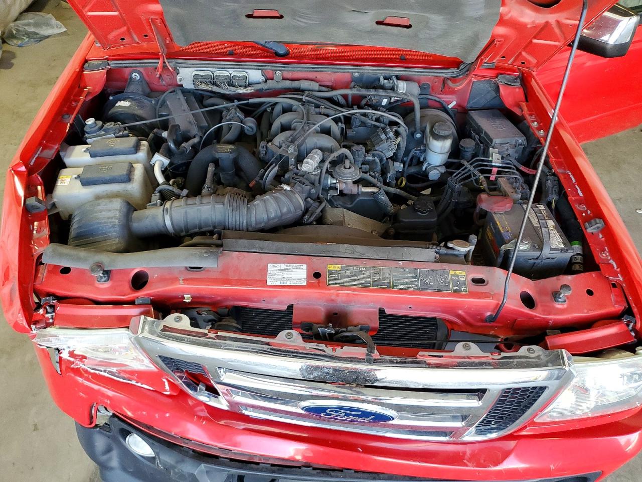 2011 Ford Ranger Super Cab Red vin: 1FTLR4FE2BPB19918
