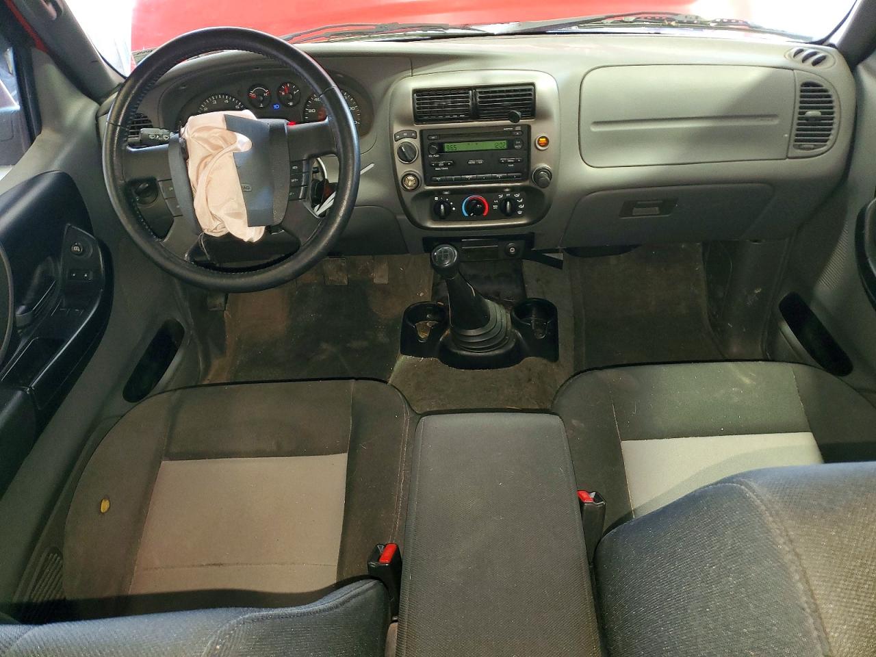 2011 Ford Ranger Super Cab Red vin: 1FTLR4FE2BPB19918