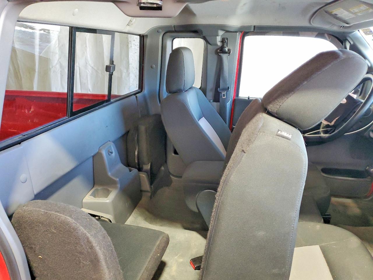 2011 Ford Ranger Super Cab Red vin: 1FTLR4FE2BPB19918