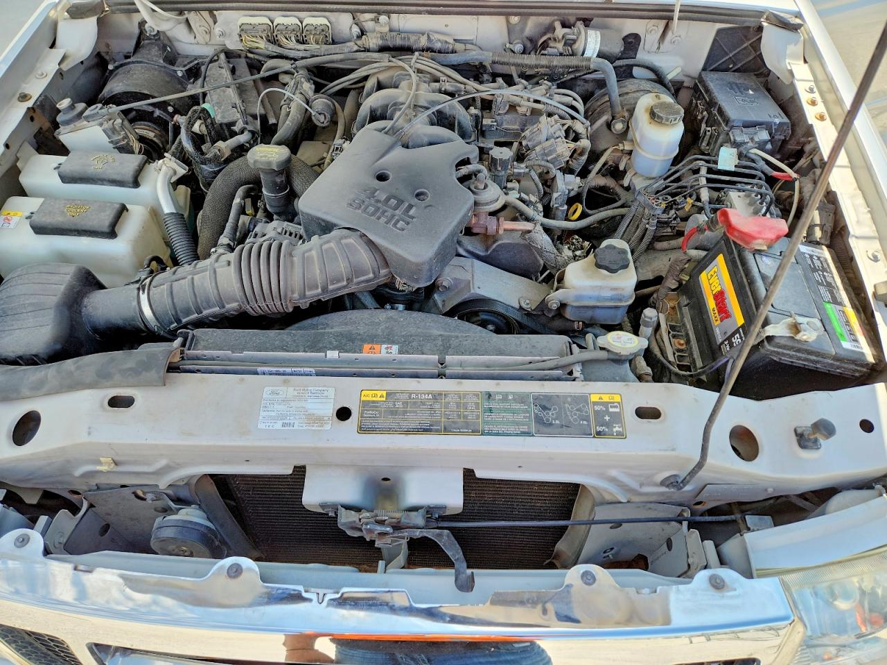 2010 Ford Ranger Super Cab Silver vin: 1FTLR4FE3APA05795