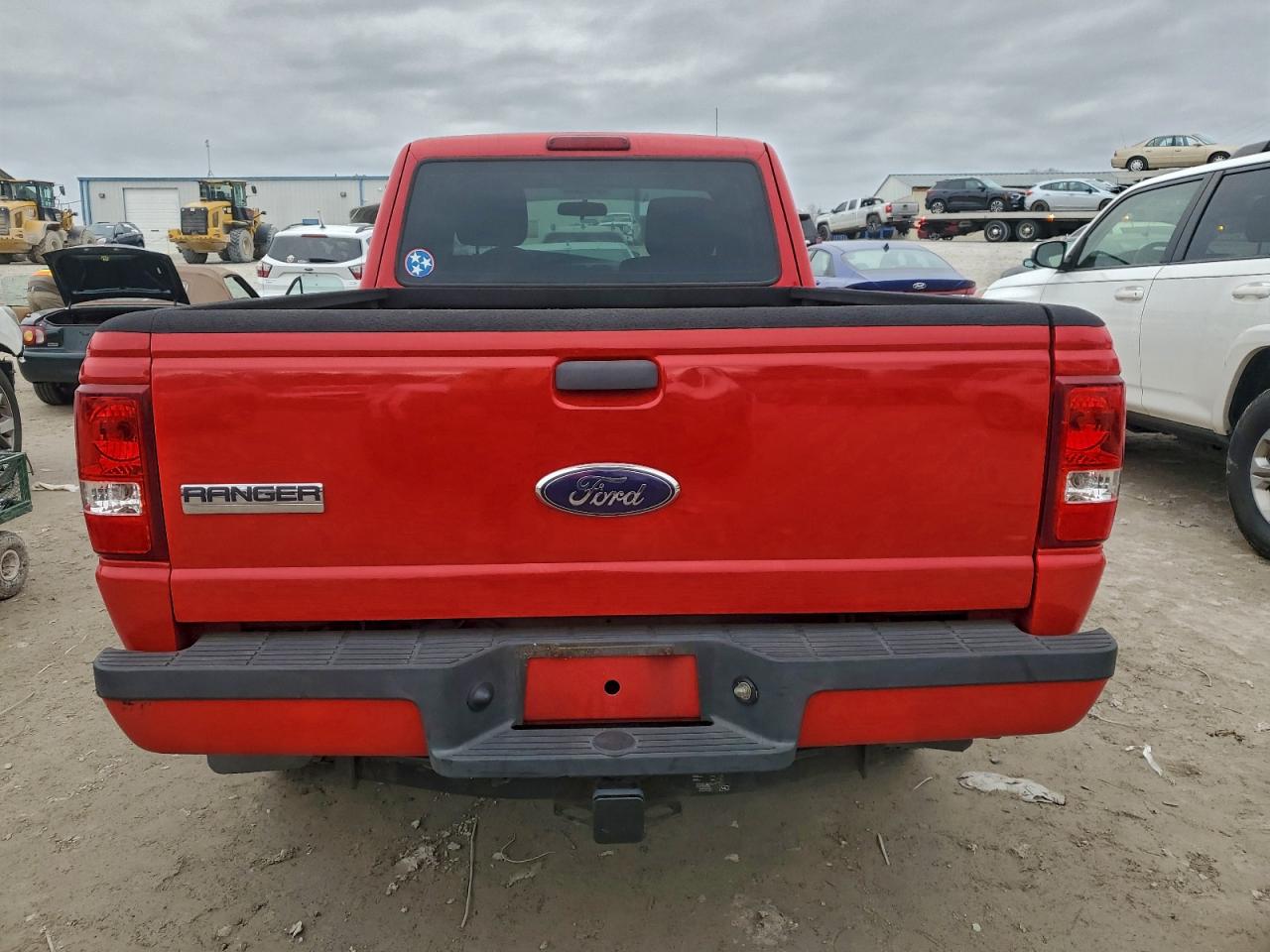 2010 Ford Ranger Super Cab Red vin: 1FTLR4FE3APA24153