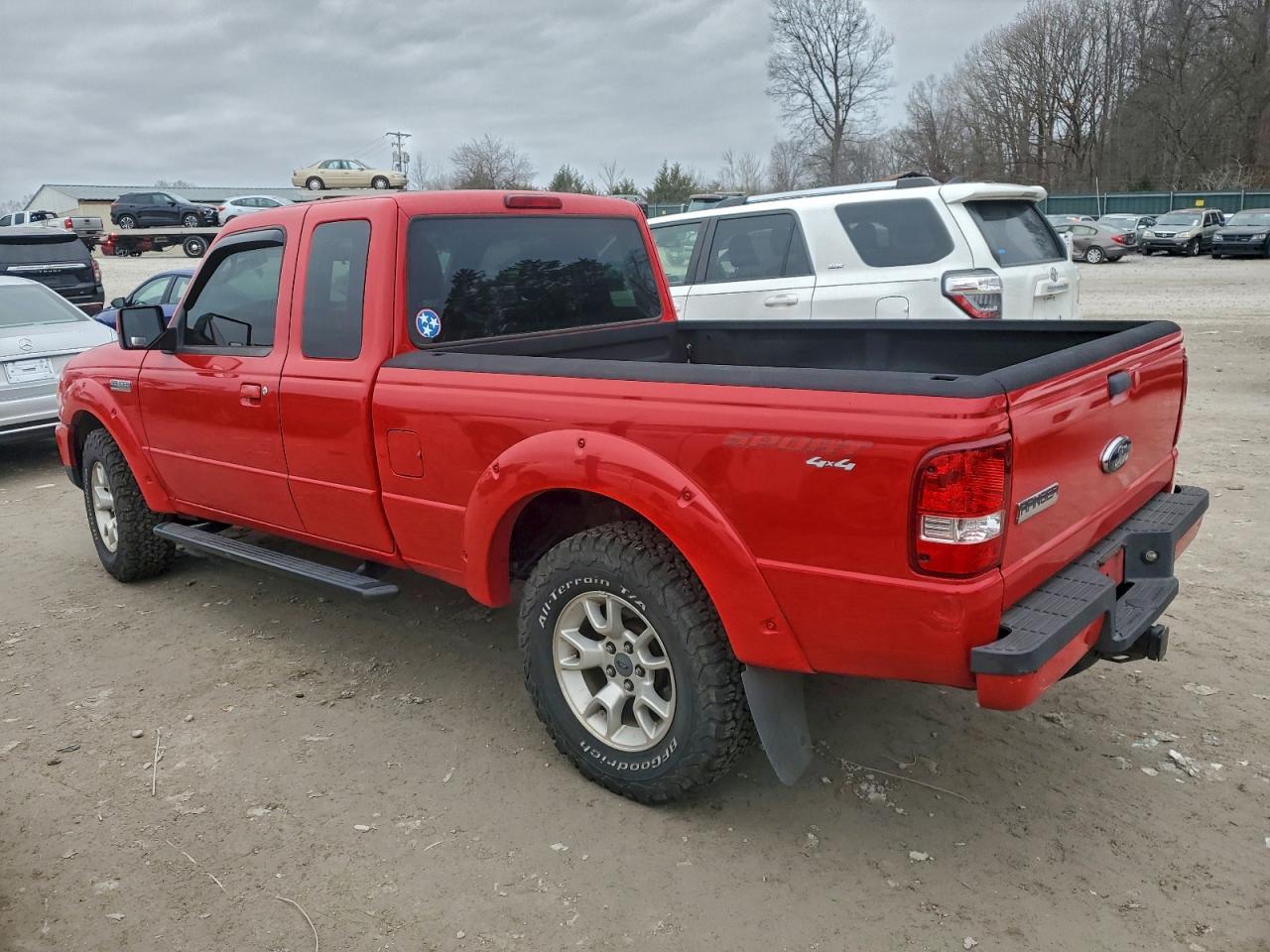 2010 Ford Ranger Super Cab Red vin: 1FTLR4FE3APA24153
